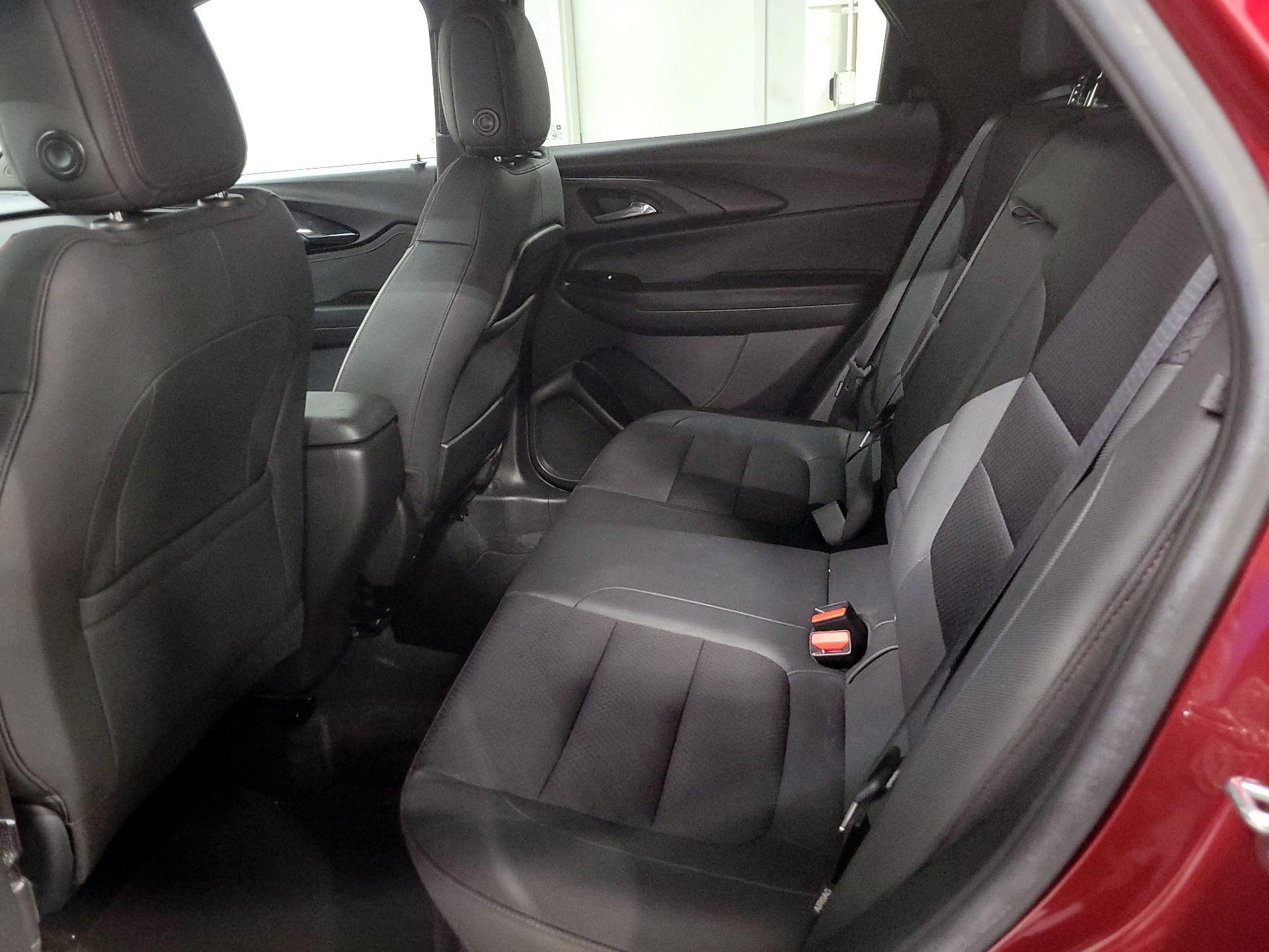 Thumbnail: 2023 Chevrolet TrailBlazer - 18