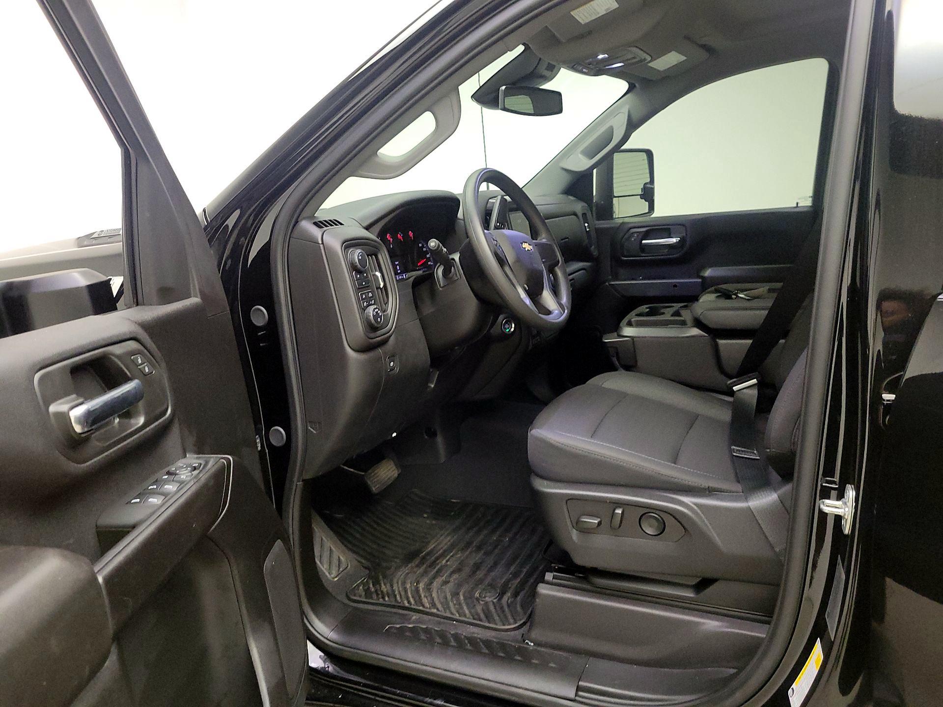 Thumbnail: 2025 Chevrolet Silverado 2500 - 11