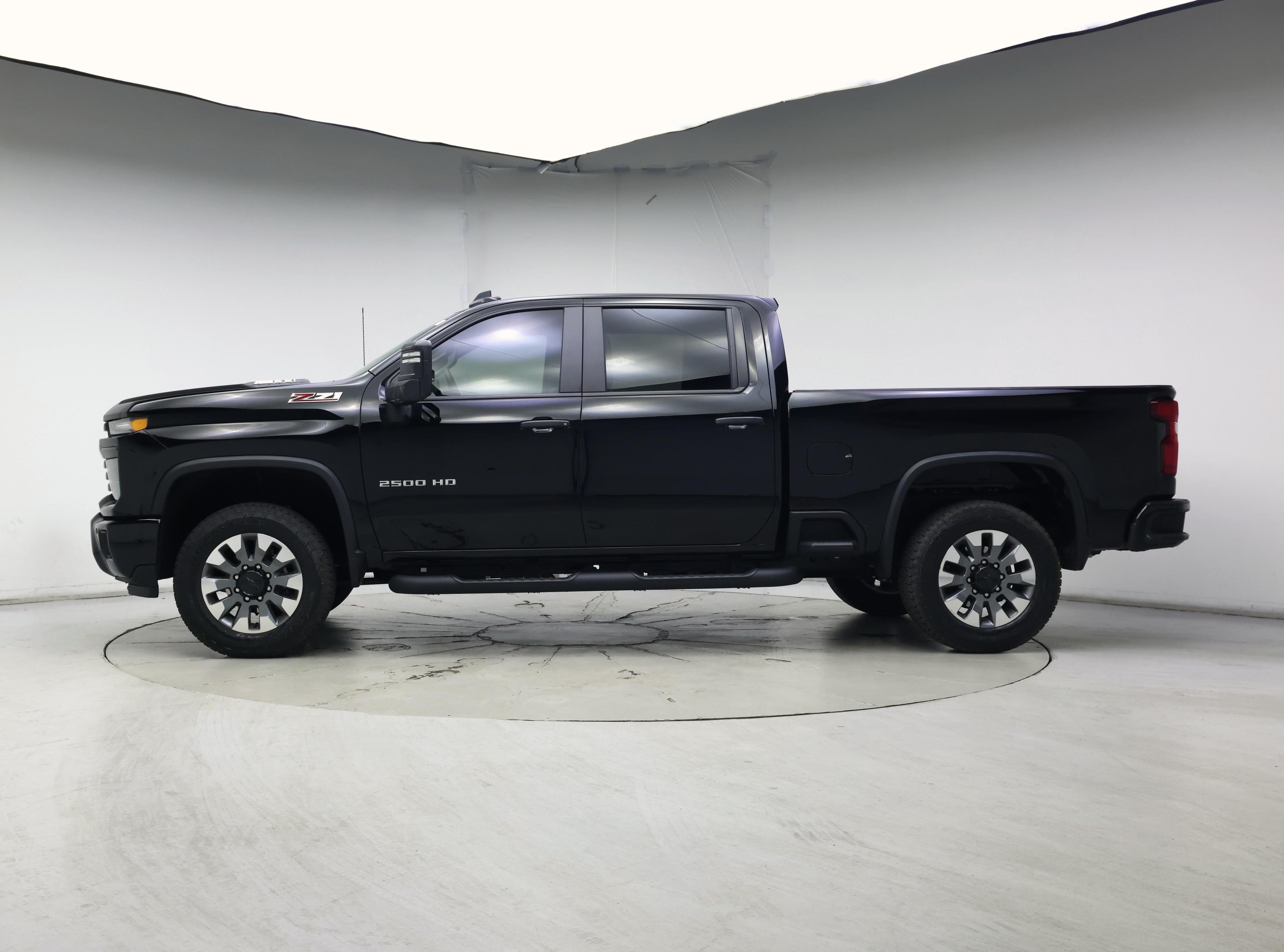 Thumbnail: 2025 Chevrolet Silverado 2500 - 3