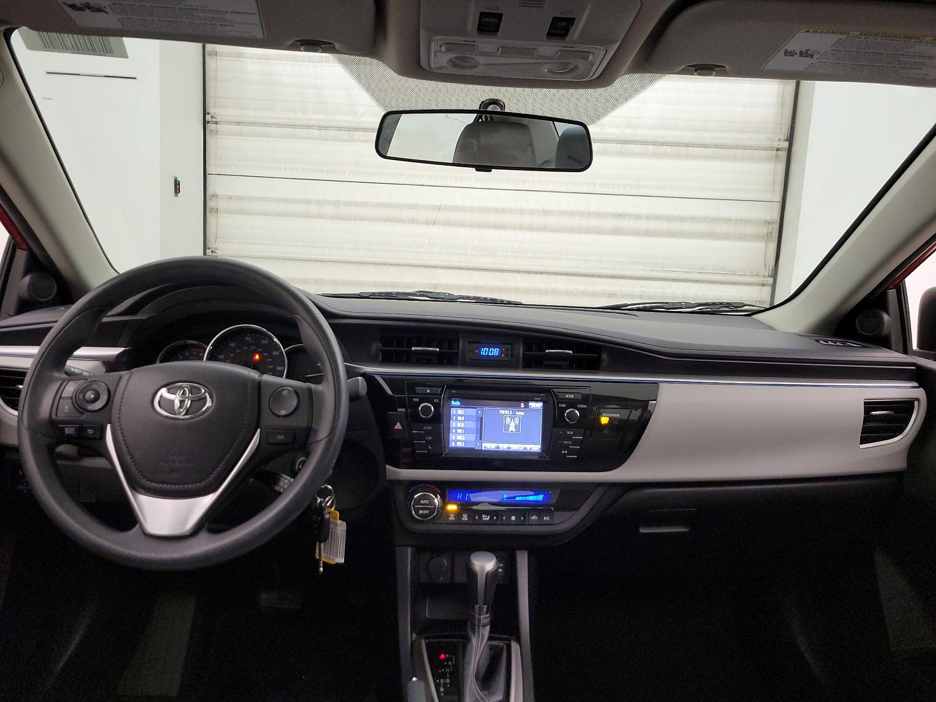 Thumbnail: 2014 Toyota Corolla - 9