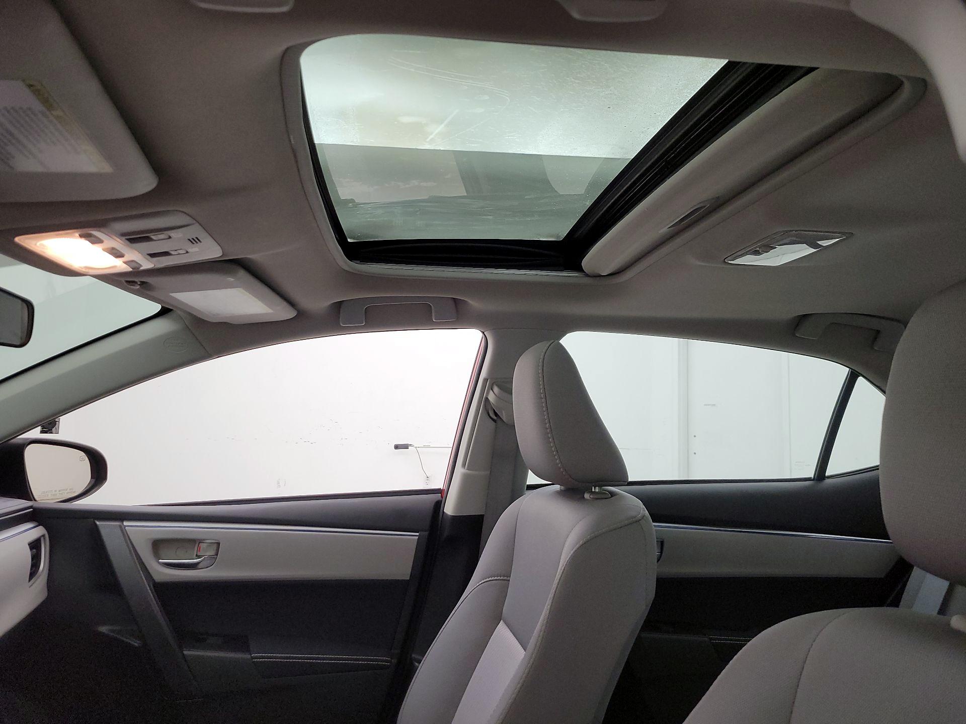 Thumbnail: 2014 Toyota Corolla - 19