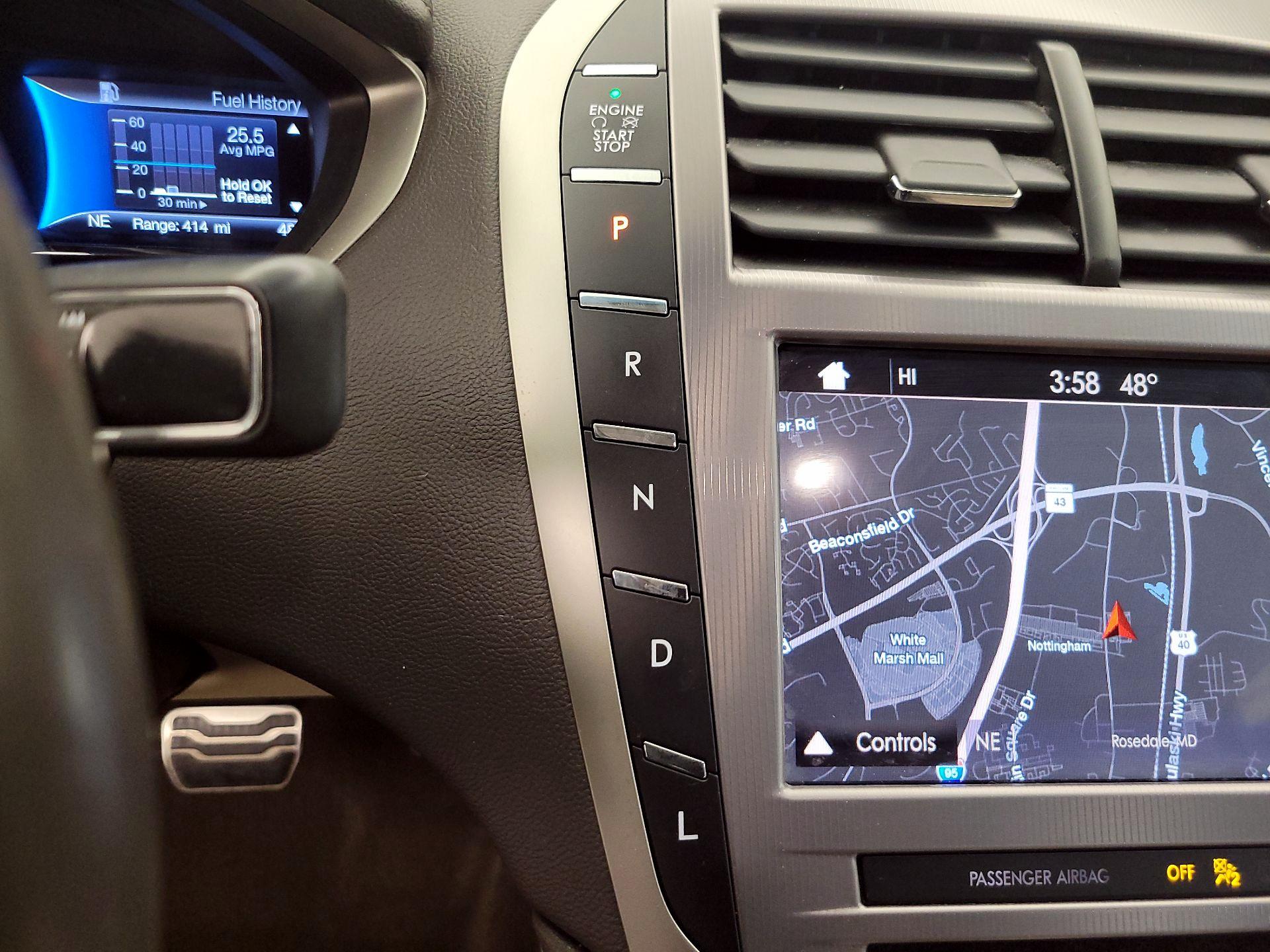 Thumbnail: 2019 Lincoln MKZ - 18