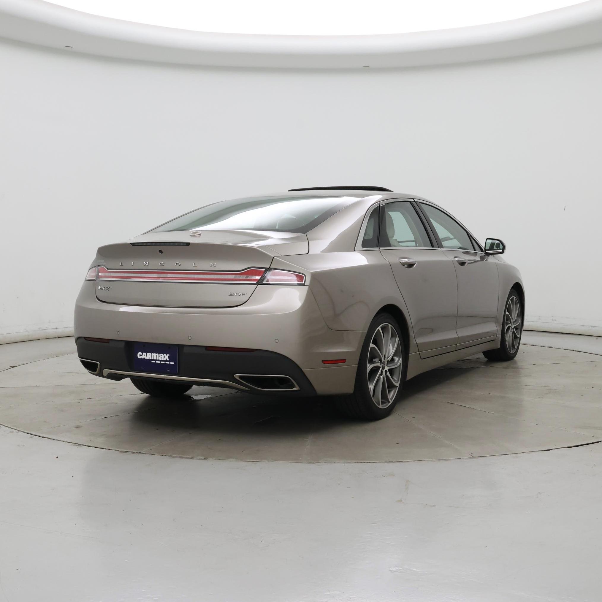 Thumbnail: 2019 Lincoln MKZ - 8