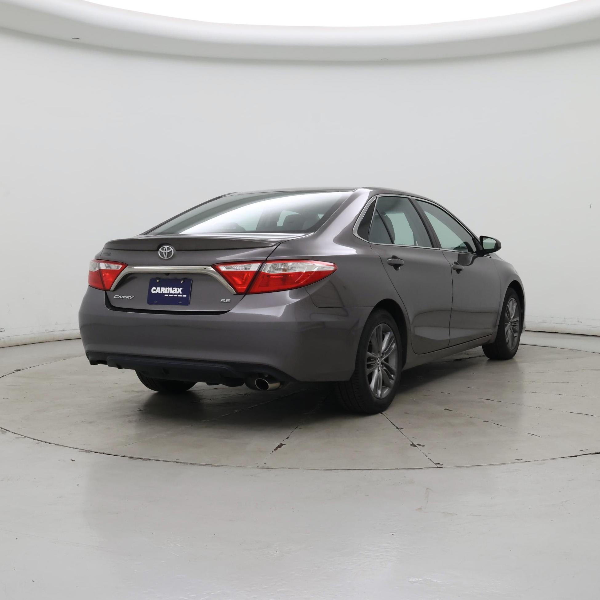 Thumbnail: 2015 Toyota Camry - 8