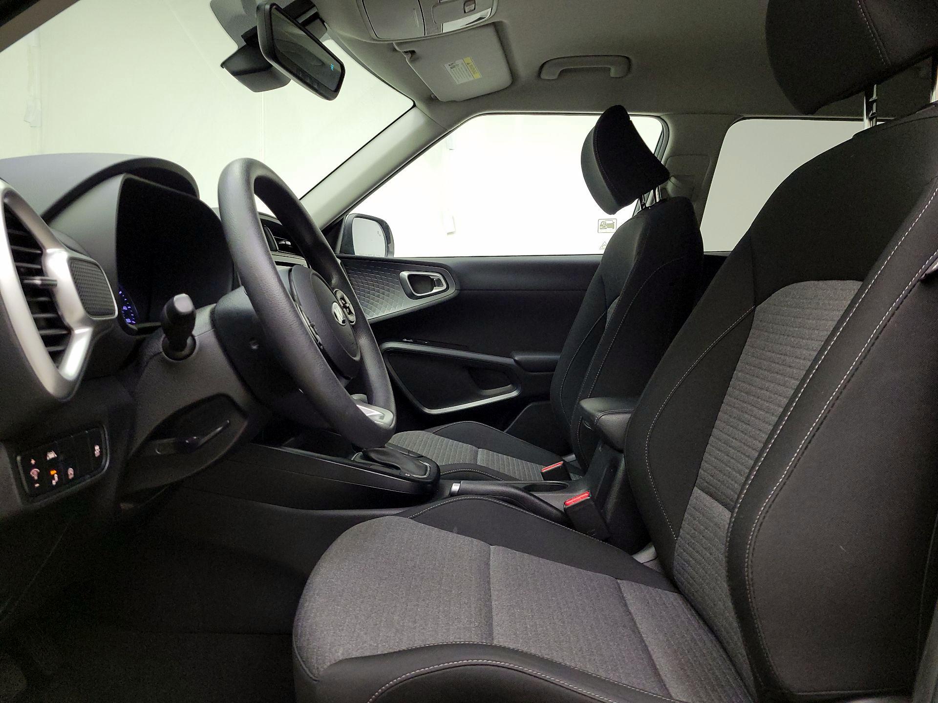 Thumbnail: 2020 Kia Soul - 11