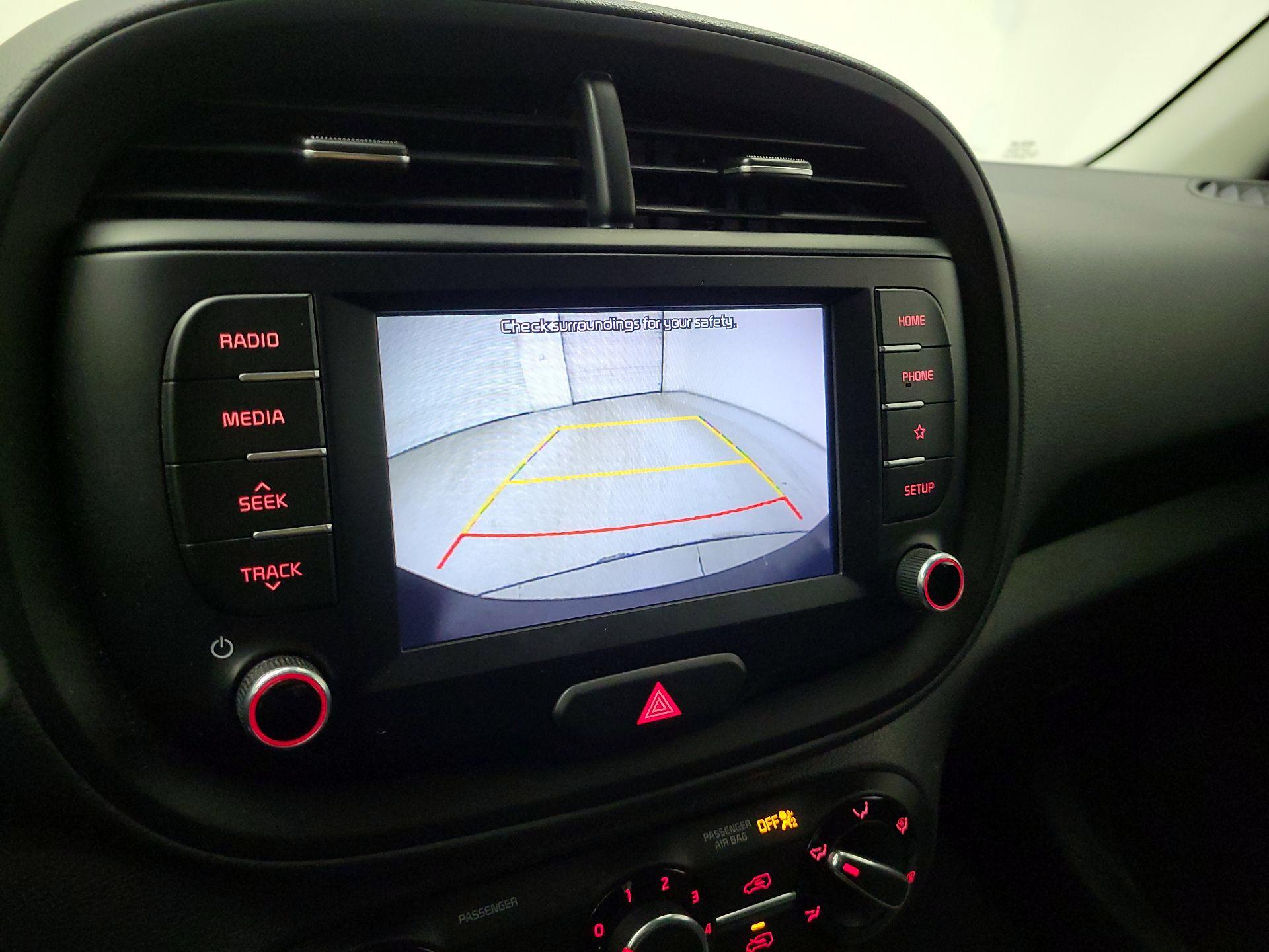 Thumbnail: 2020 Kia Soul - 15