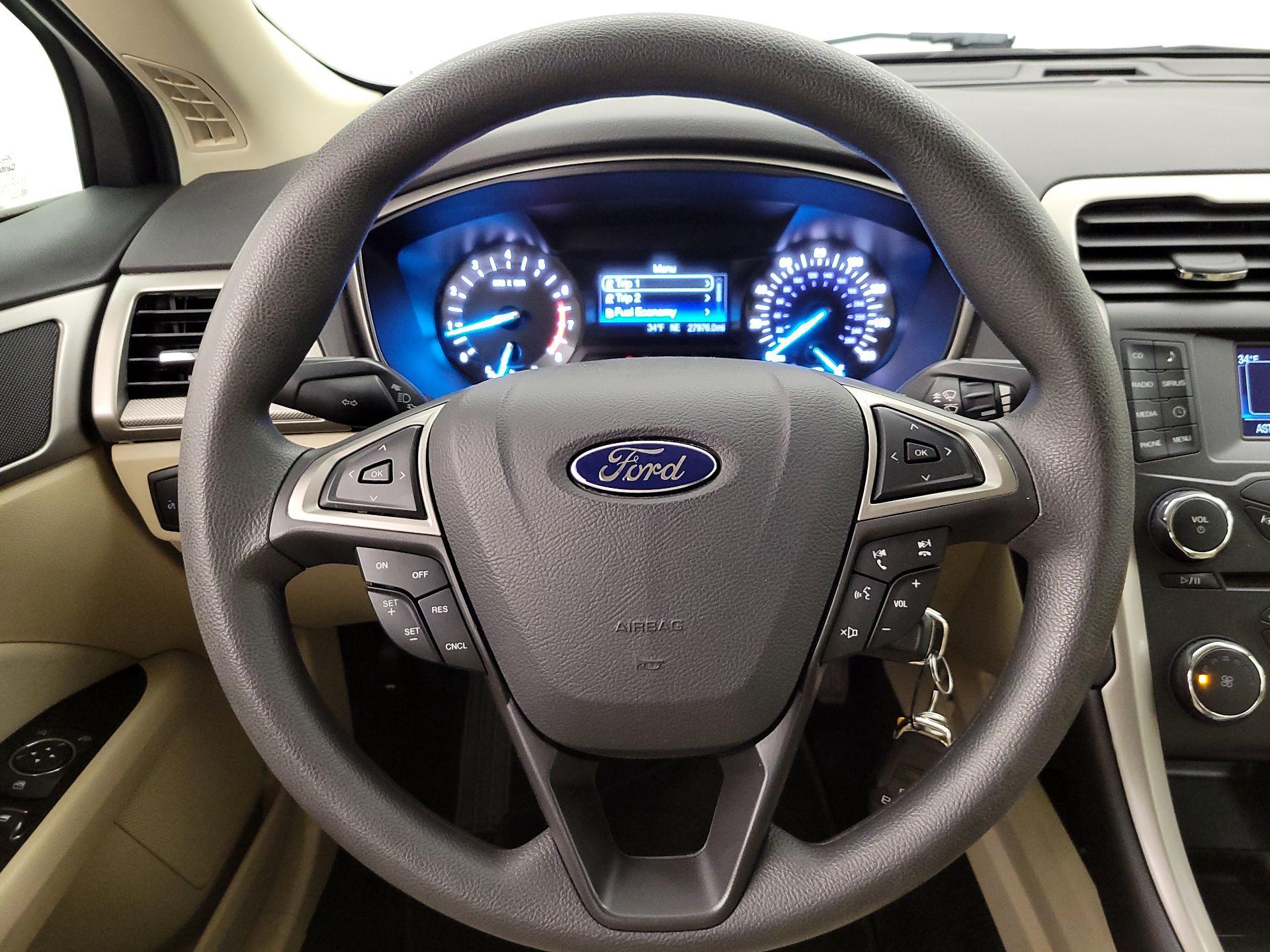 Thumbnail: 2015 Ford Fusion - 10