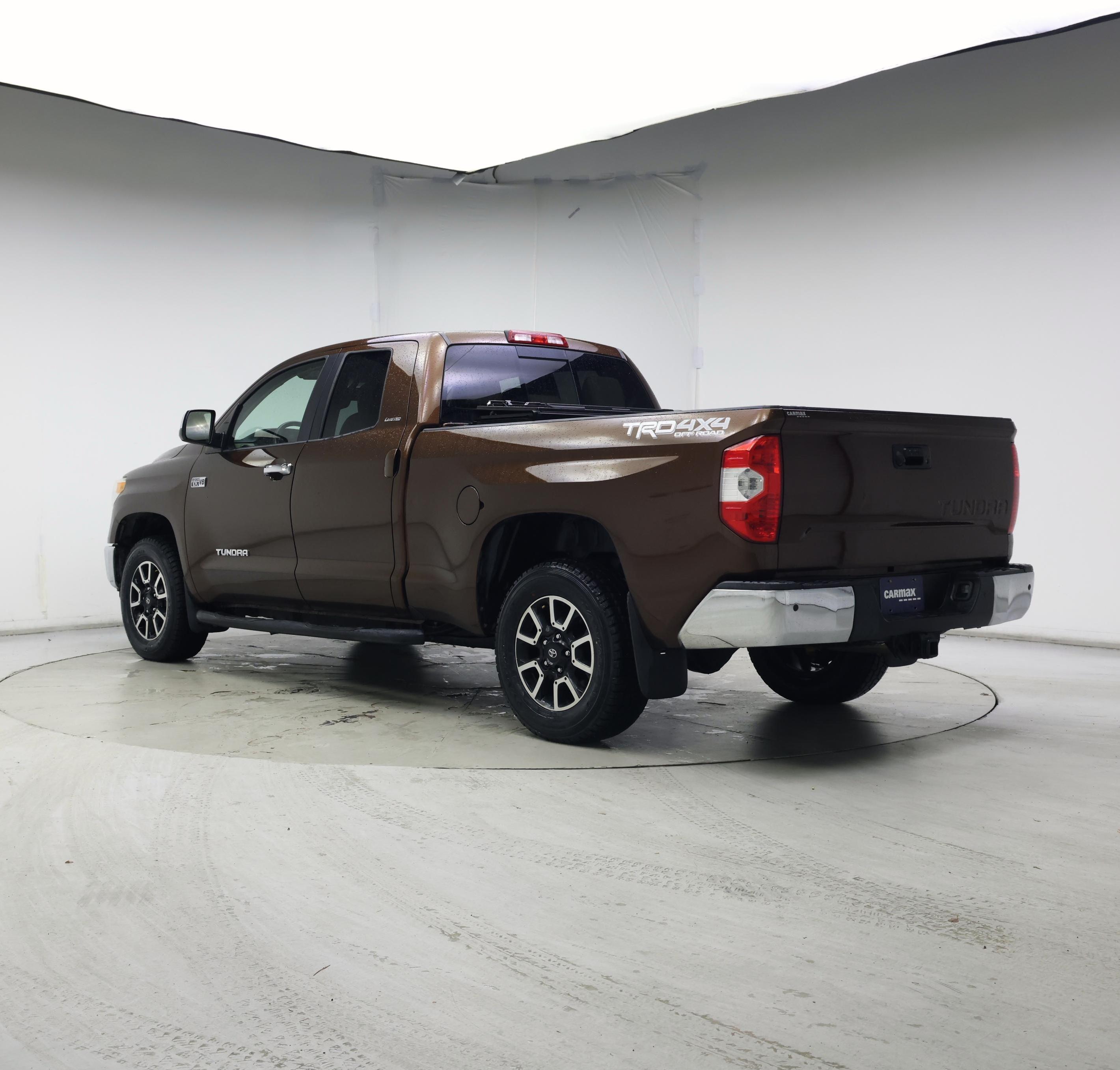 Thumbnail: 2015 Toyota Tundra - 2