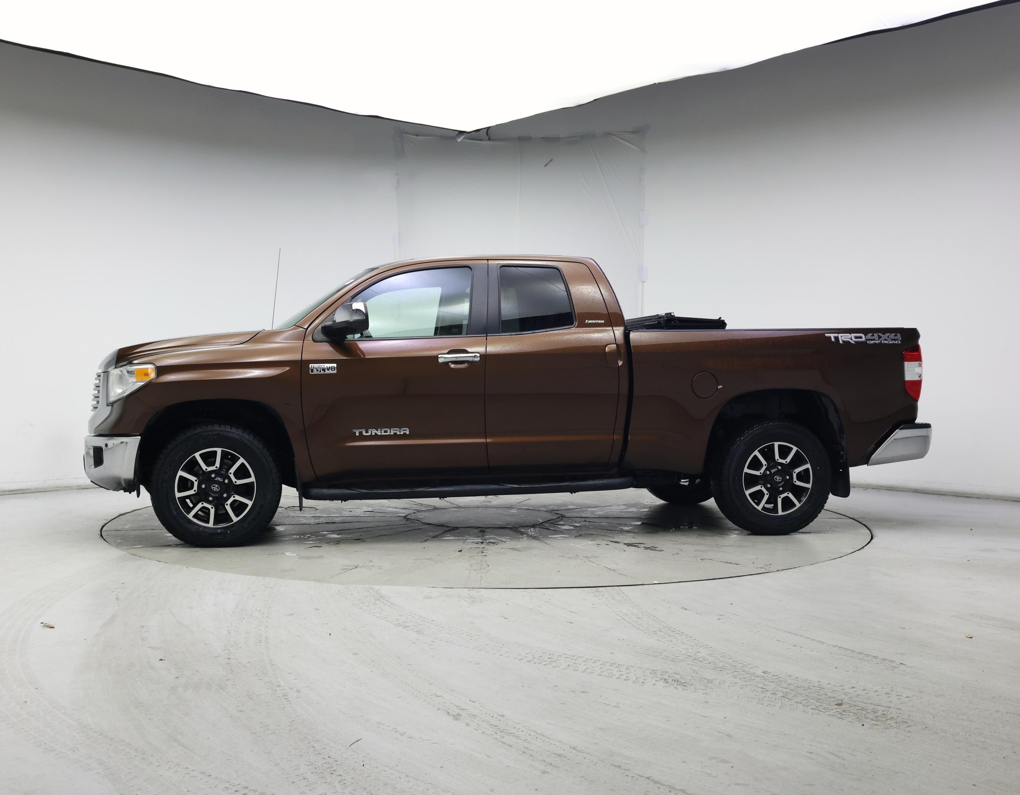 Thumbnail: 2015 Toyota Tundra - 3