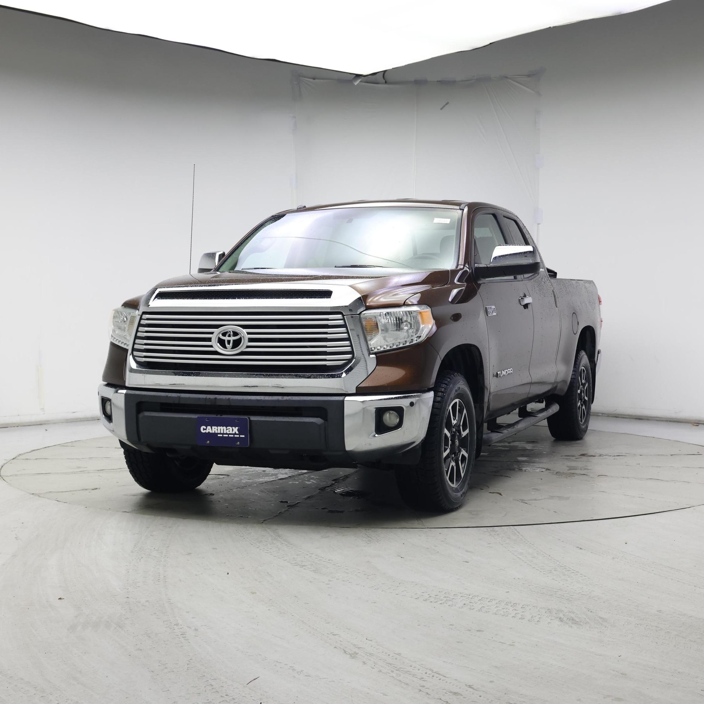 Thumbnail: 2015 Toyota Tundra - 4
