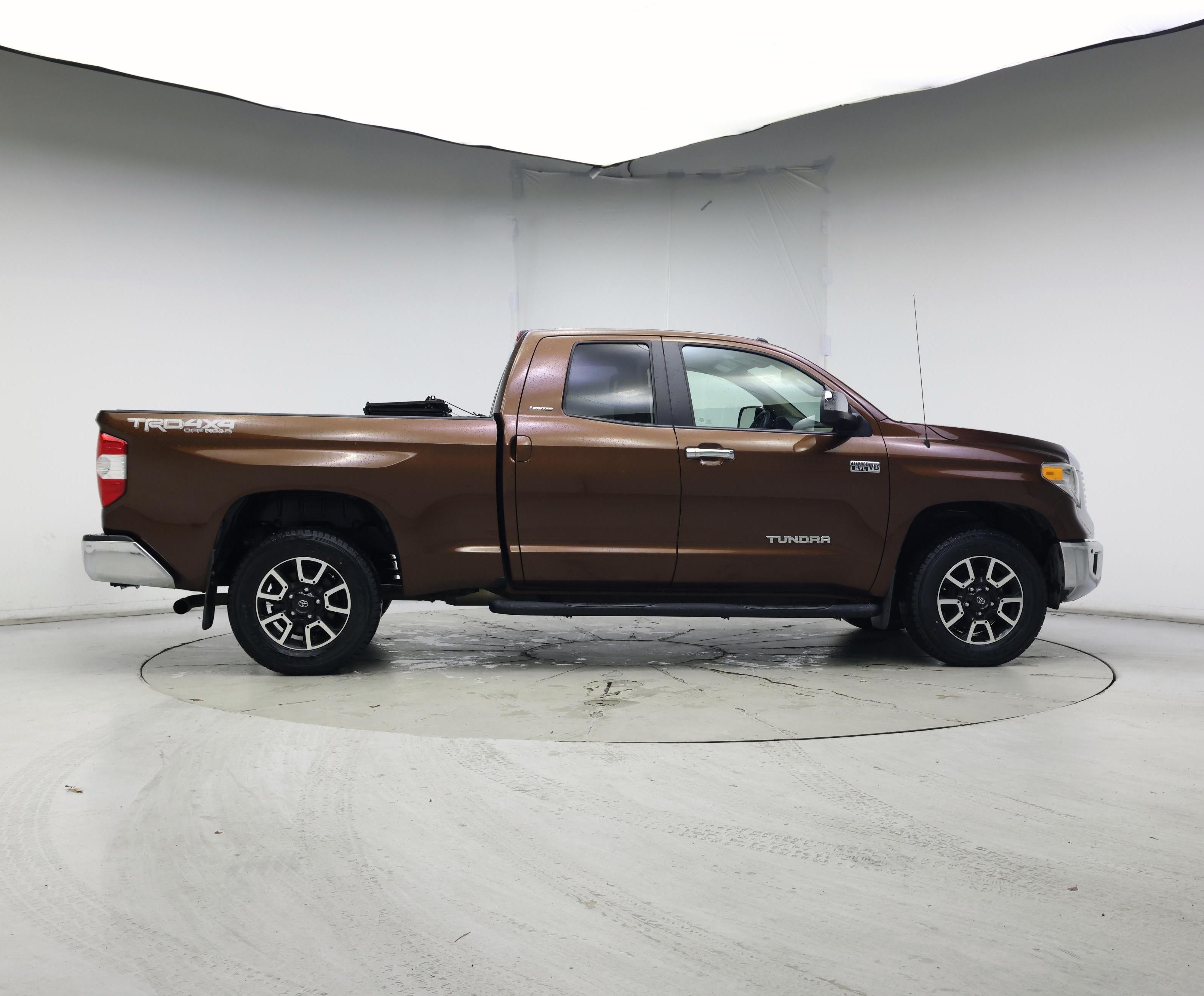 Thumbnail: 2015 Toyota Tundra - 7