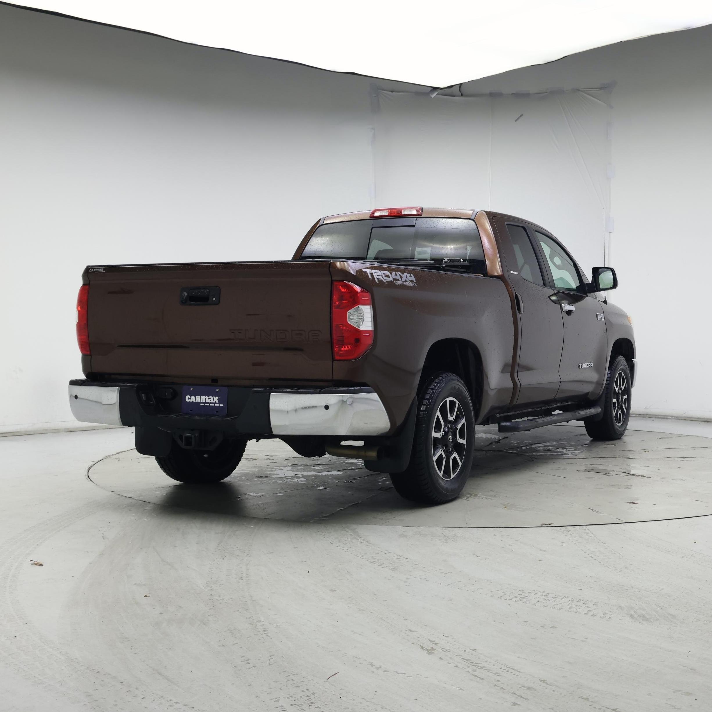 Thumbnail: 2015 Toyota Tundra - 8