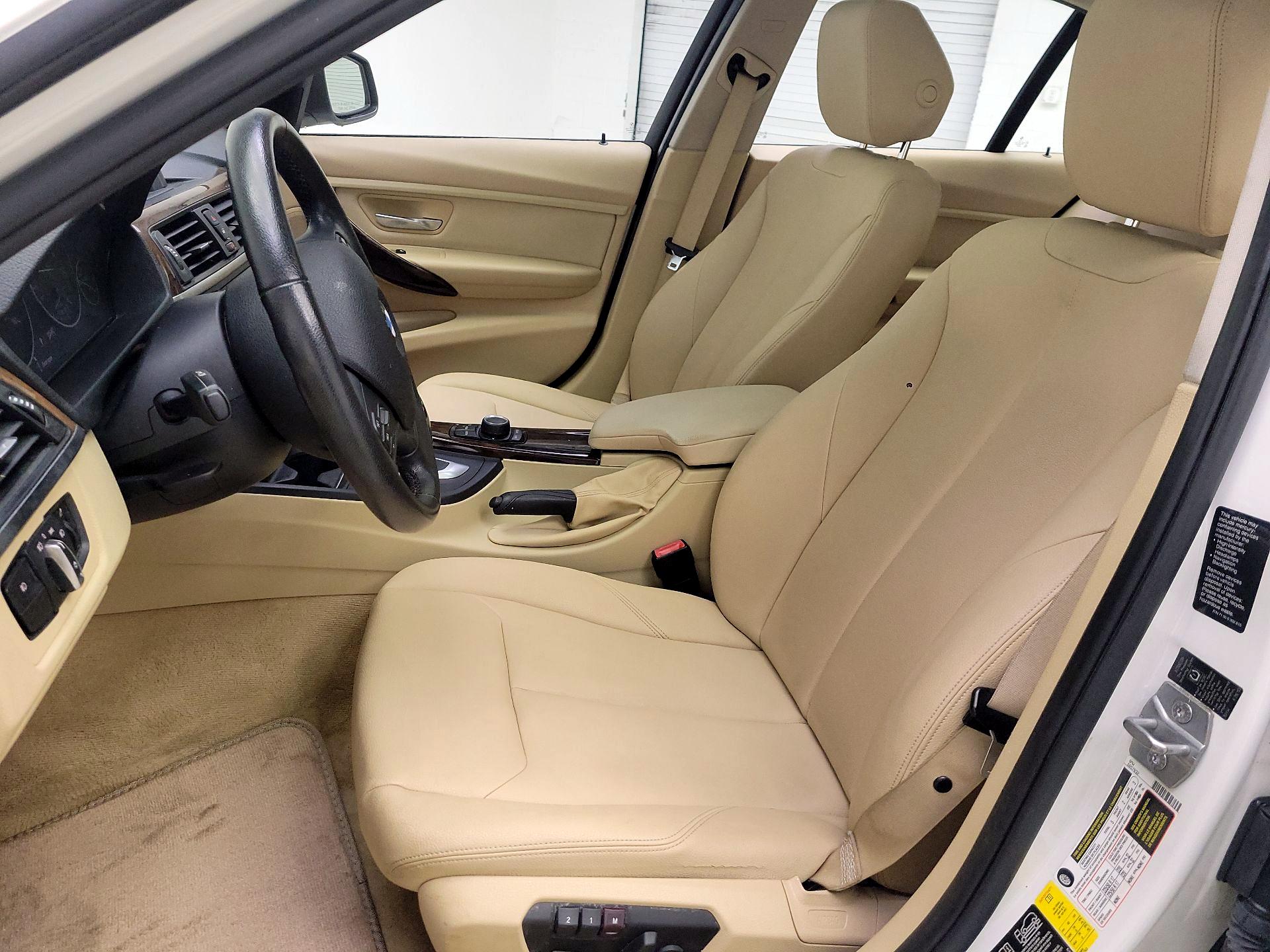 Thumbnail: 2014 BMW 3 Series - 11