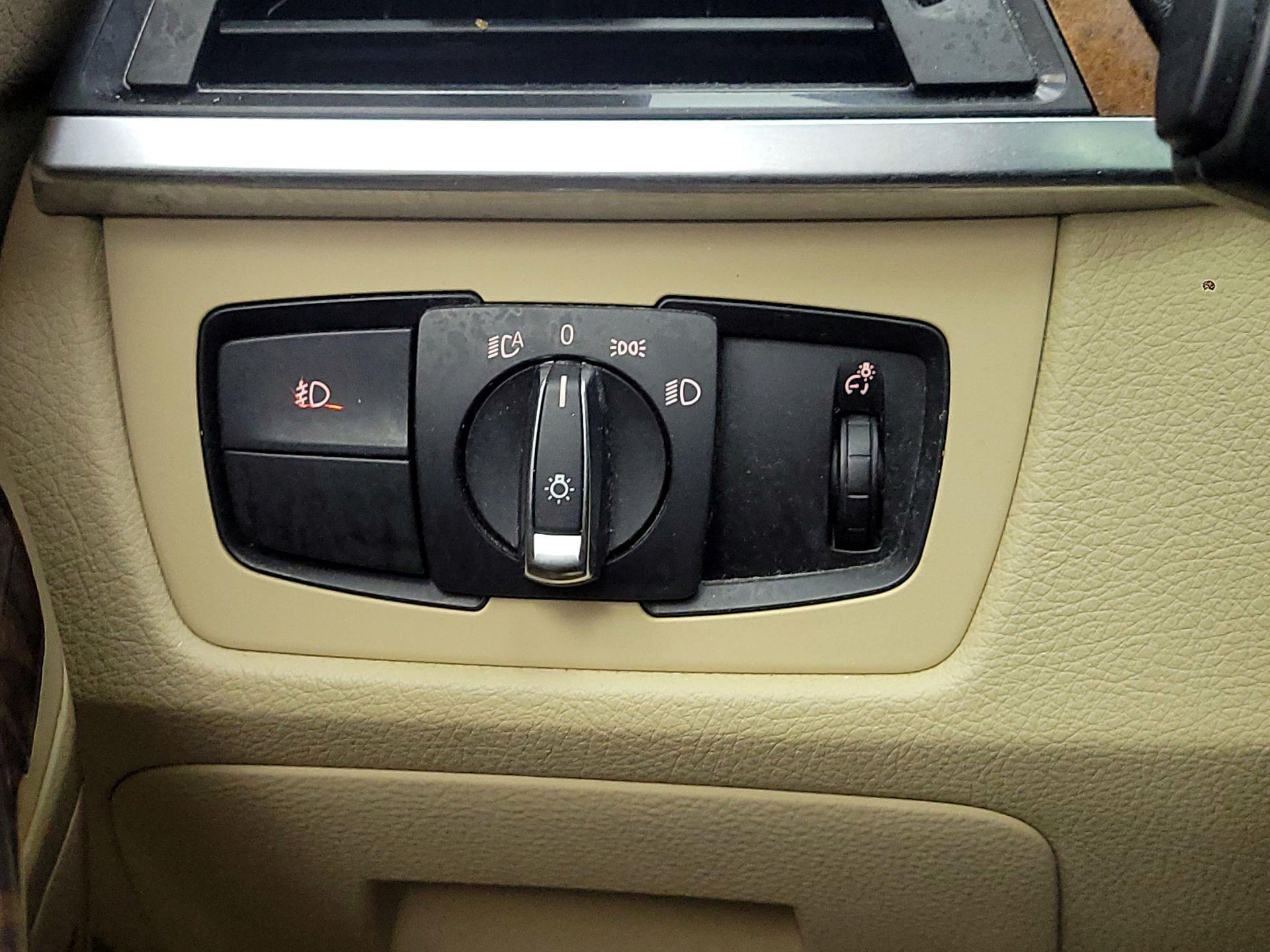 Thumbnail: 2014 BMW 3 Series - 13