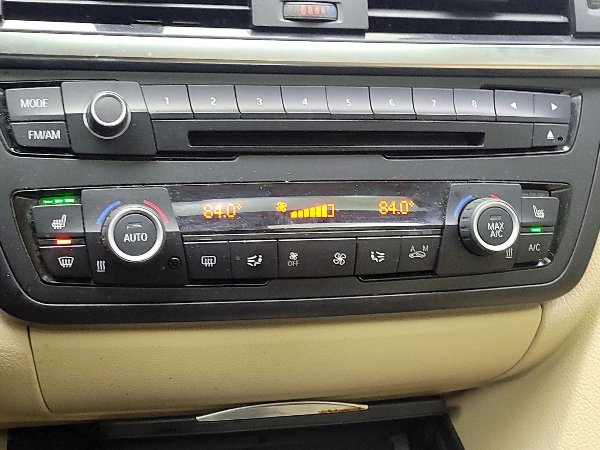 Thumbnail: 2014 BMW 3 Series - 15