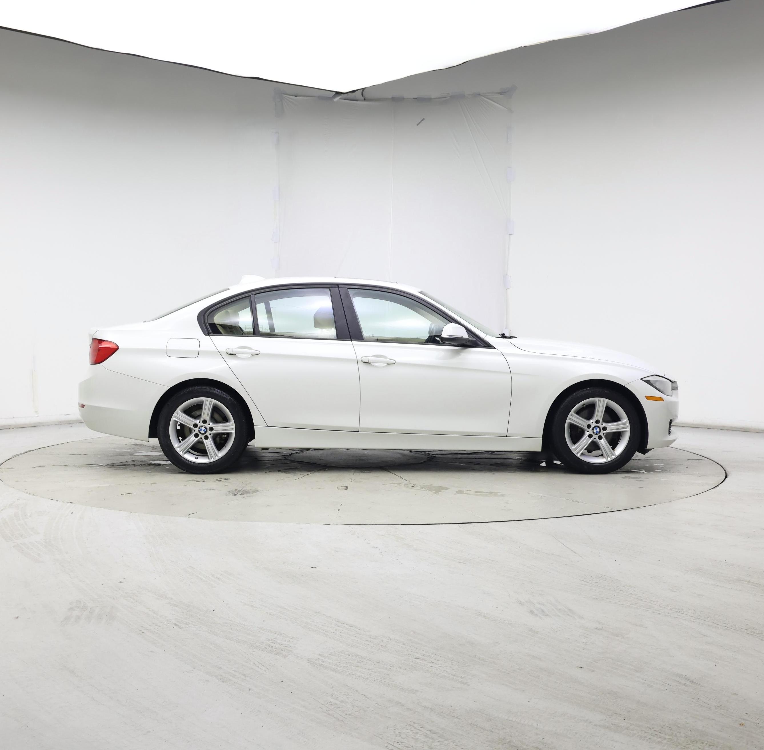 Thumbnail: 2014 BMW 3 Series - 7