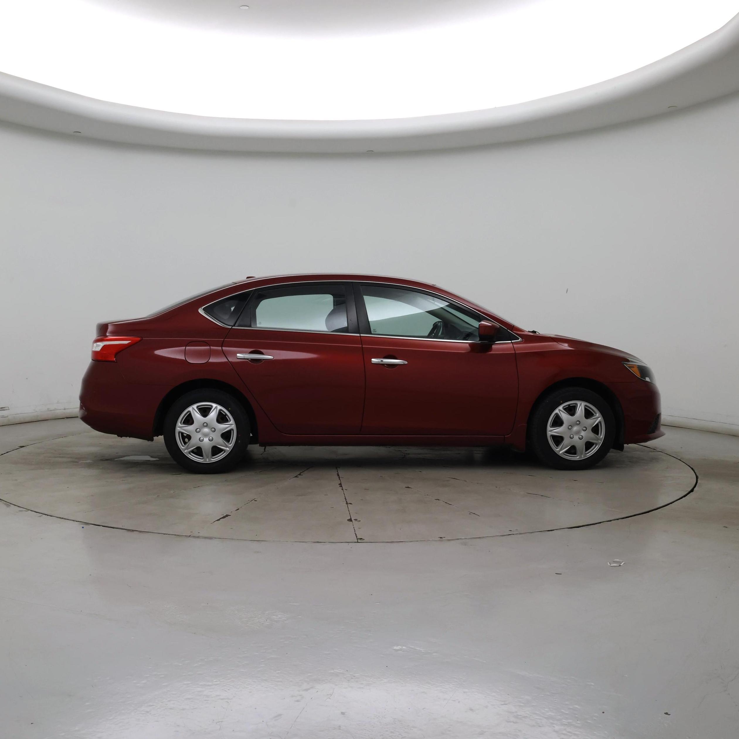 Thumbnail: 2016 Nissan Sentra - 7