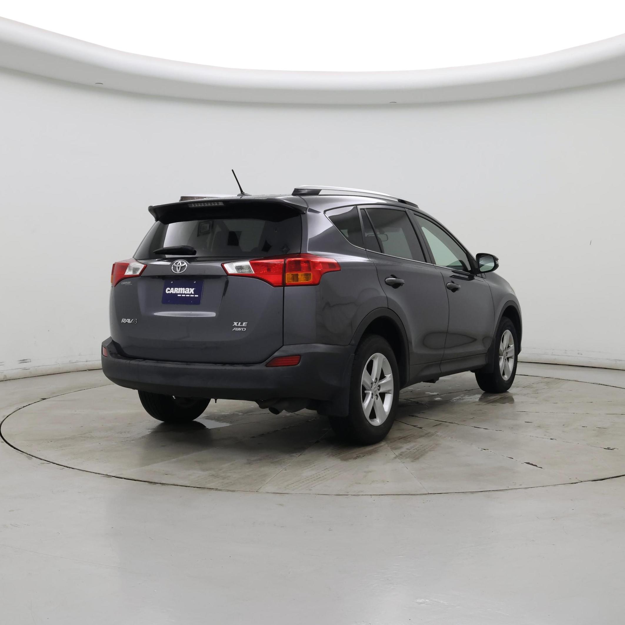 Thumbnail: 2014 Toyota RAV4 - 8