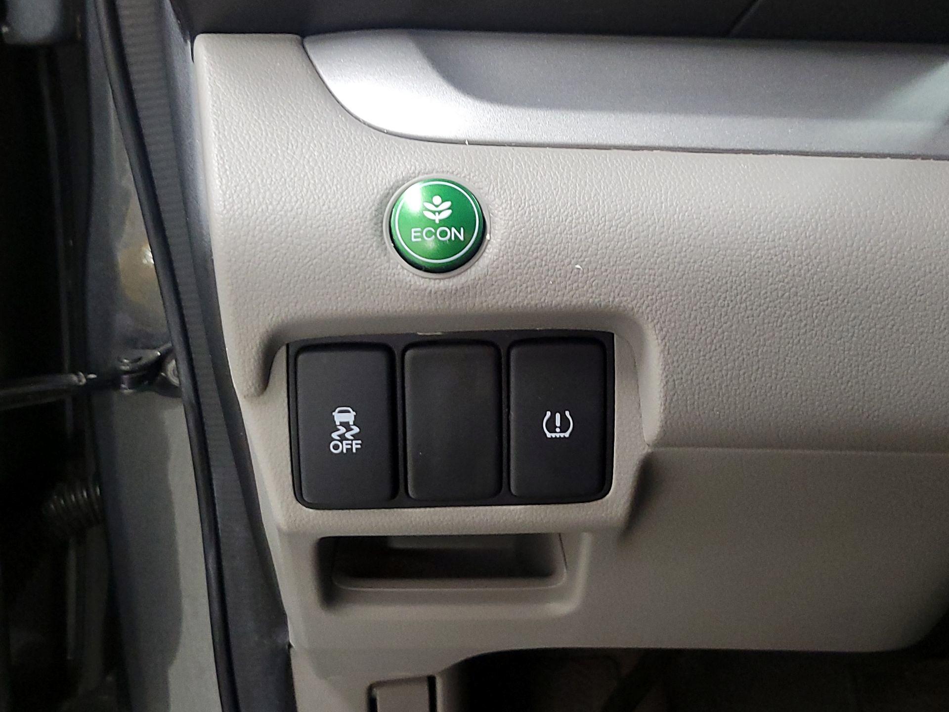 Thumbnail: 2014 Honda CR-V - 13