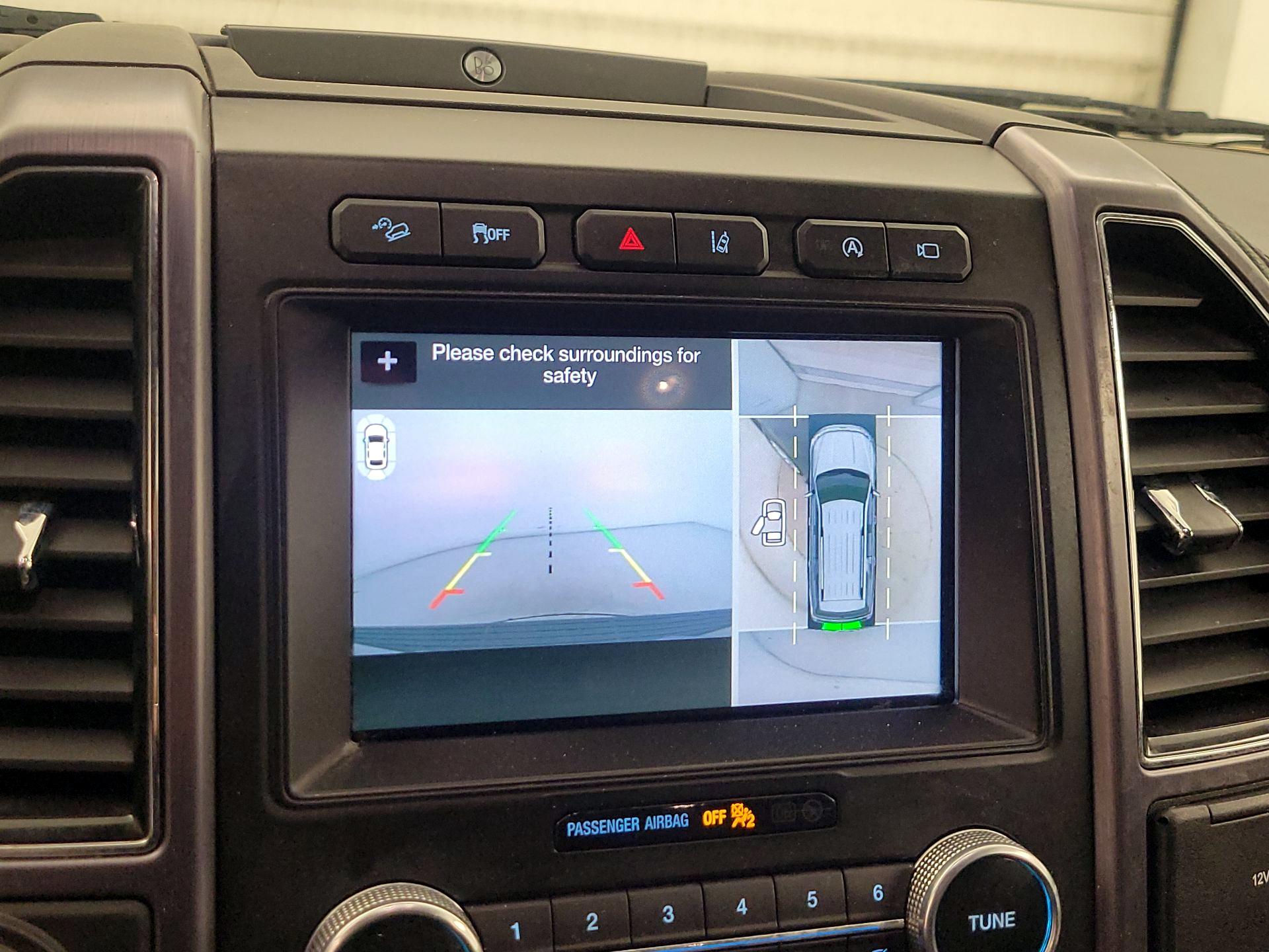 Thumbnail: 2018 Ford Expedition - 15