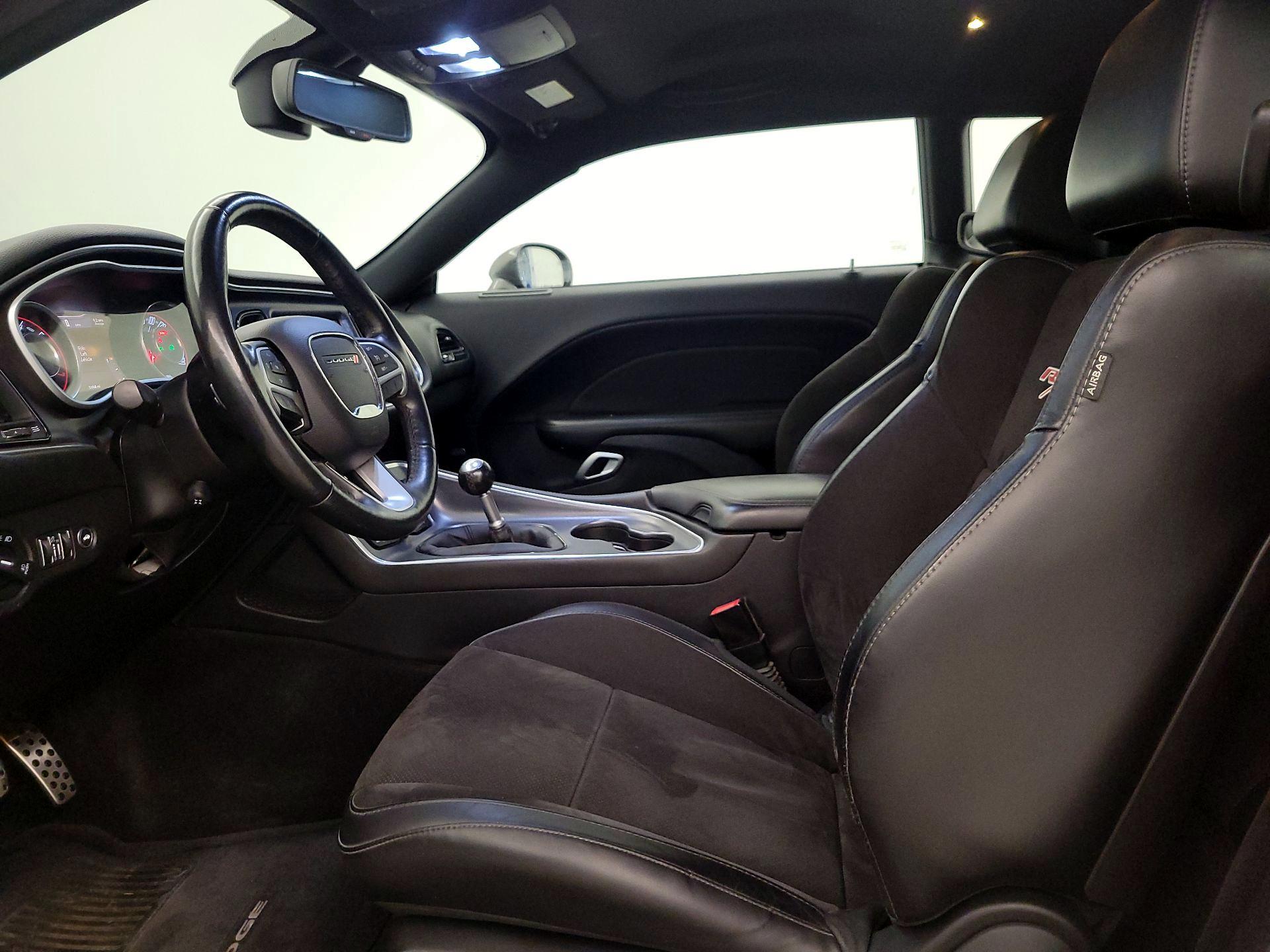 Thumbnail: 2015 Dodge Challenger - 11