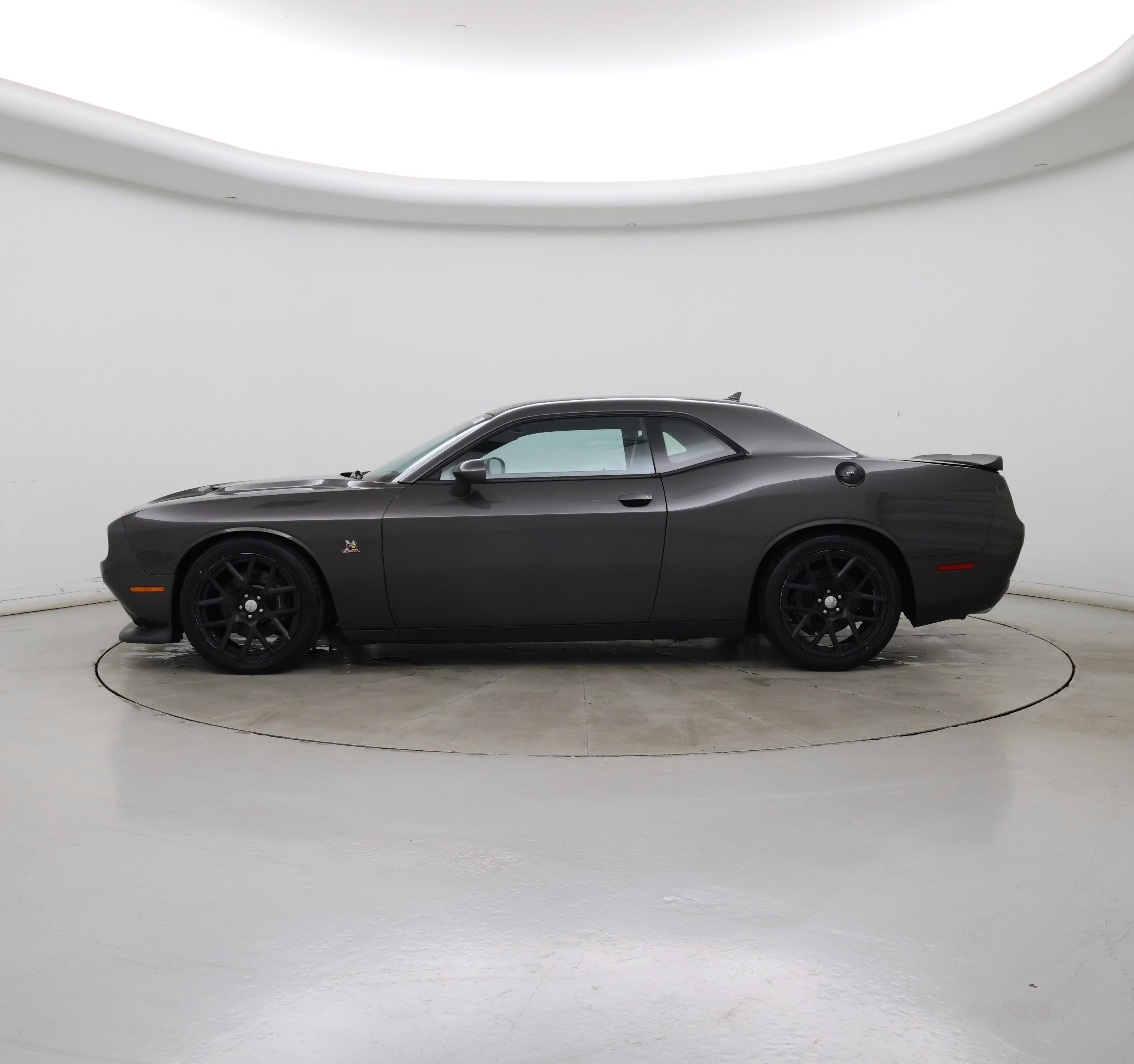 Thumbnail: 2015 Dodge Challenger - 3