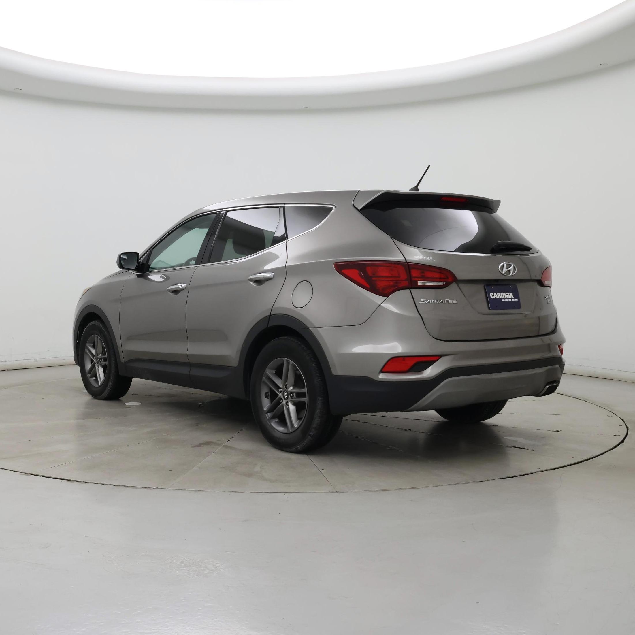 Thumbnail: 2018 Hyundai Santa Fe - 2