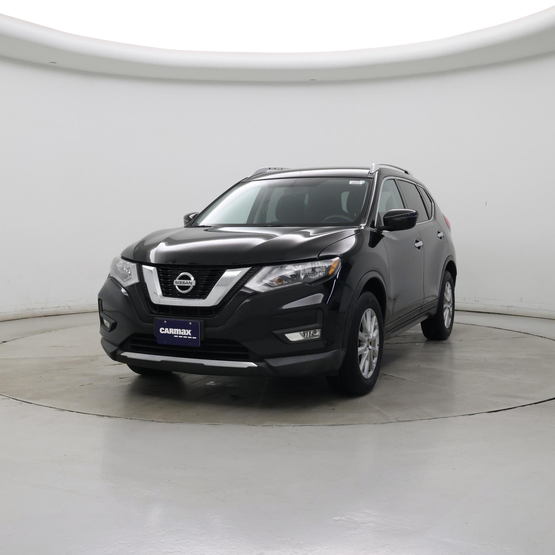 Thumbnail: 2017 Nissan Rogue - 4