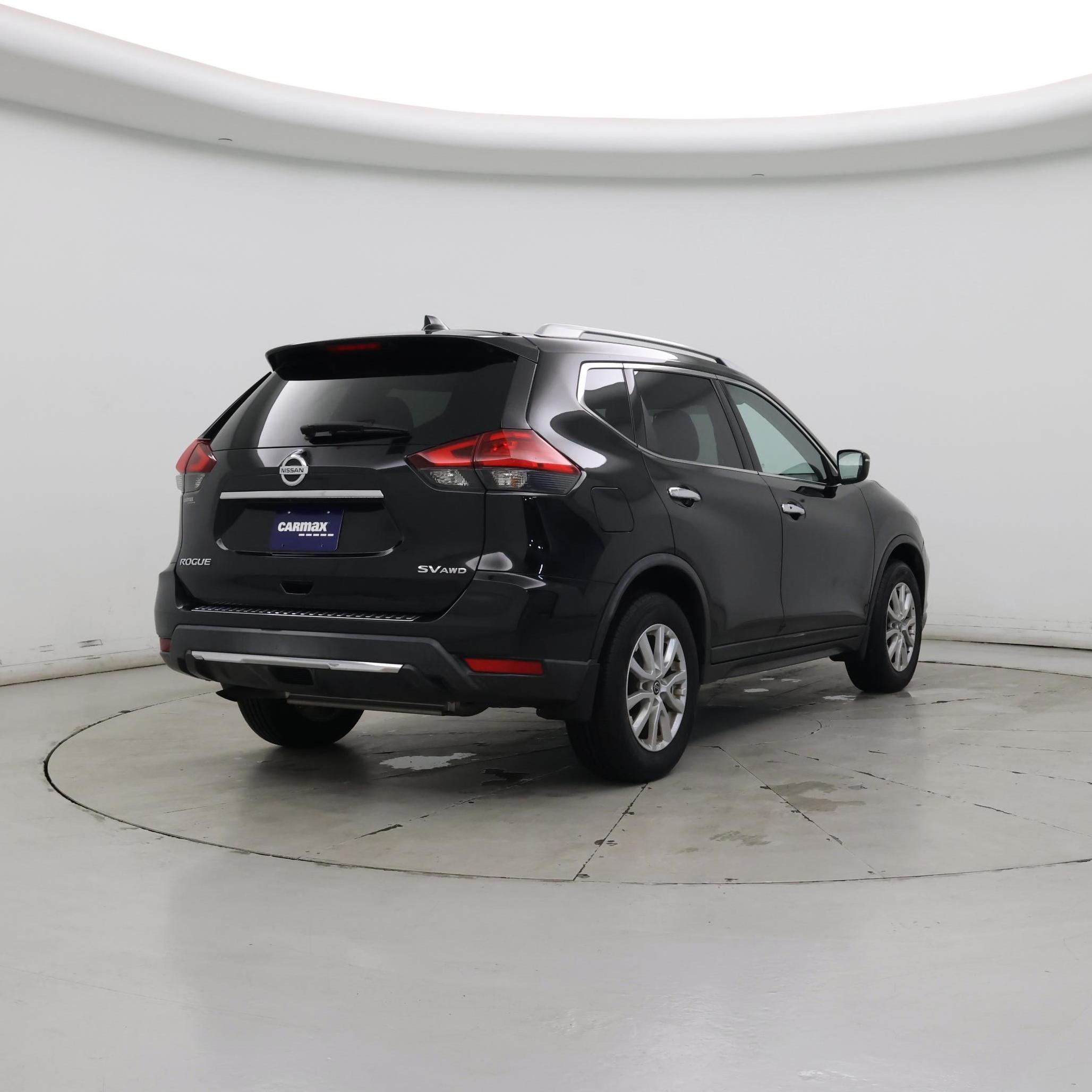 Thumbnail: 2017 Nissan Rogue - 8