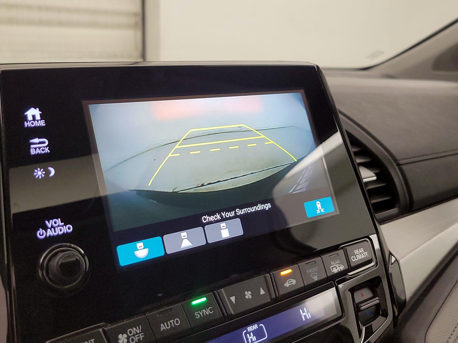 Thumbnail: 2018 Honda Odyssey - 15