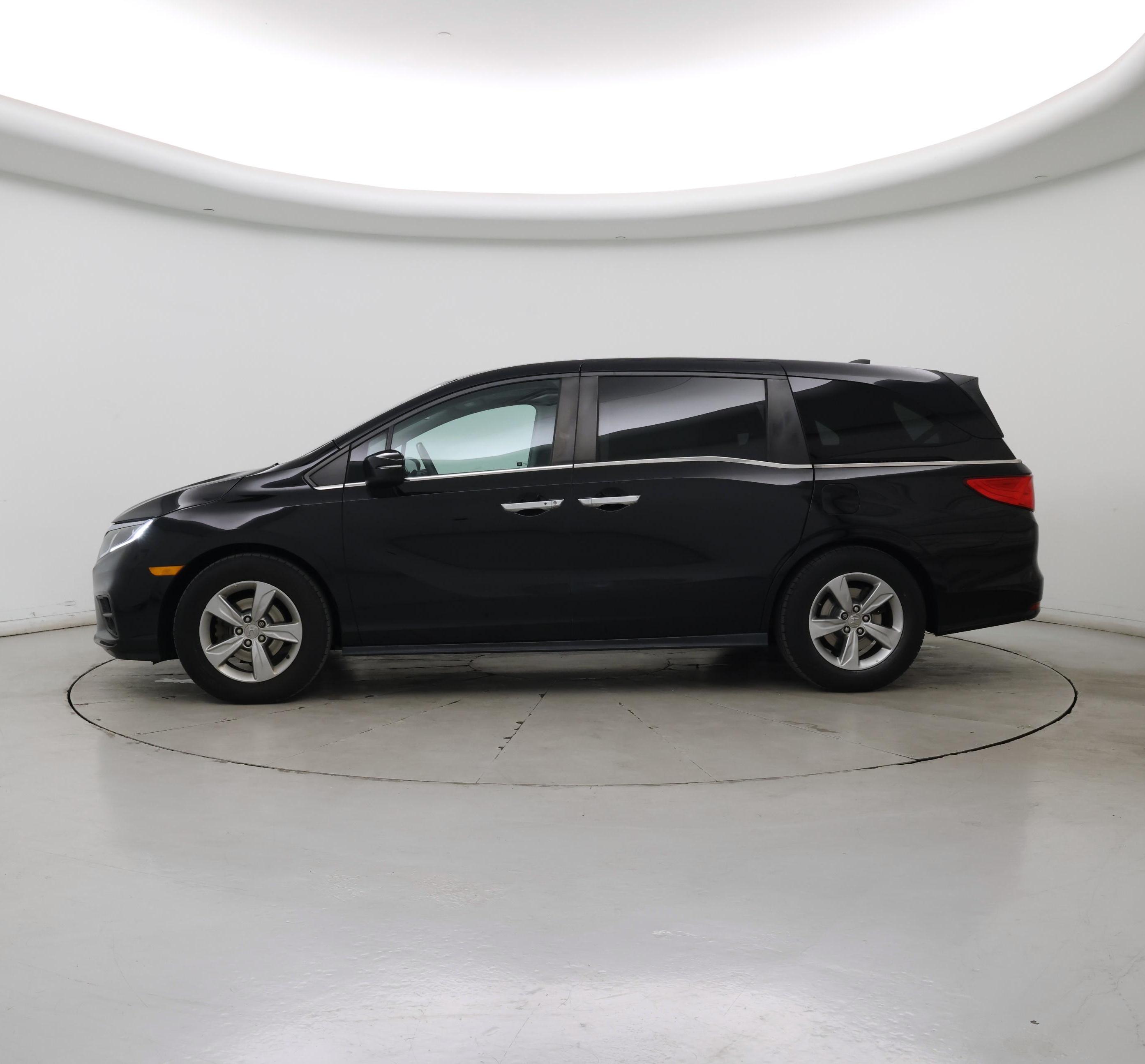 Thumbnail: 2018 Honda Odyssey - 3