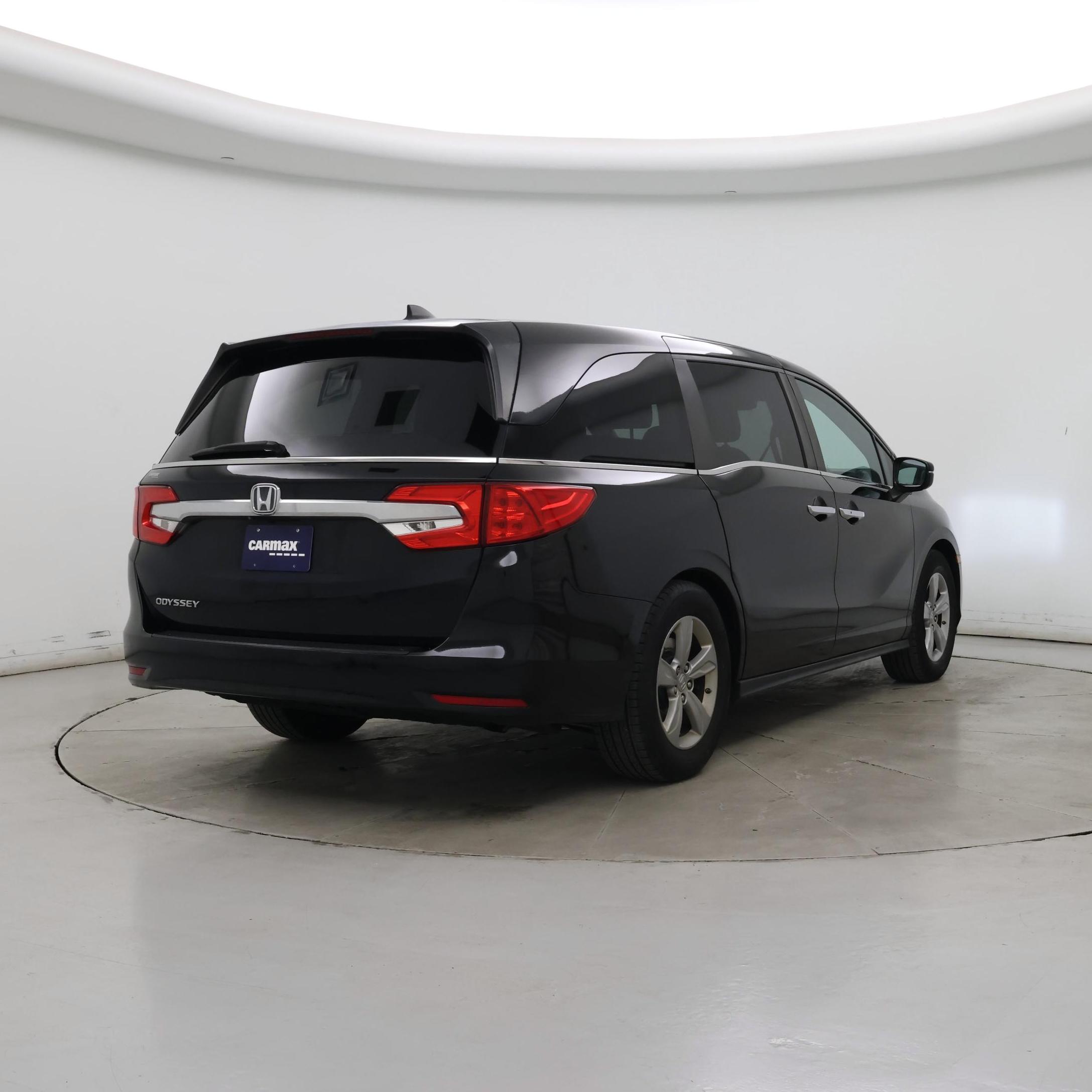 Thumbnail: 2018 Honda Odyssey - 8