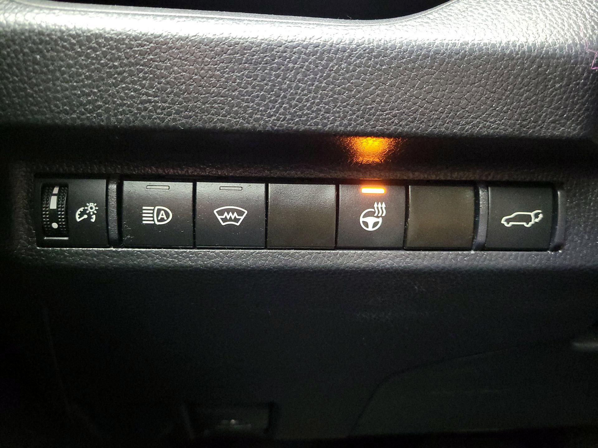 Thumbnail: 2023 Toyota RAV4 - 13