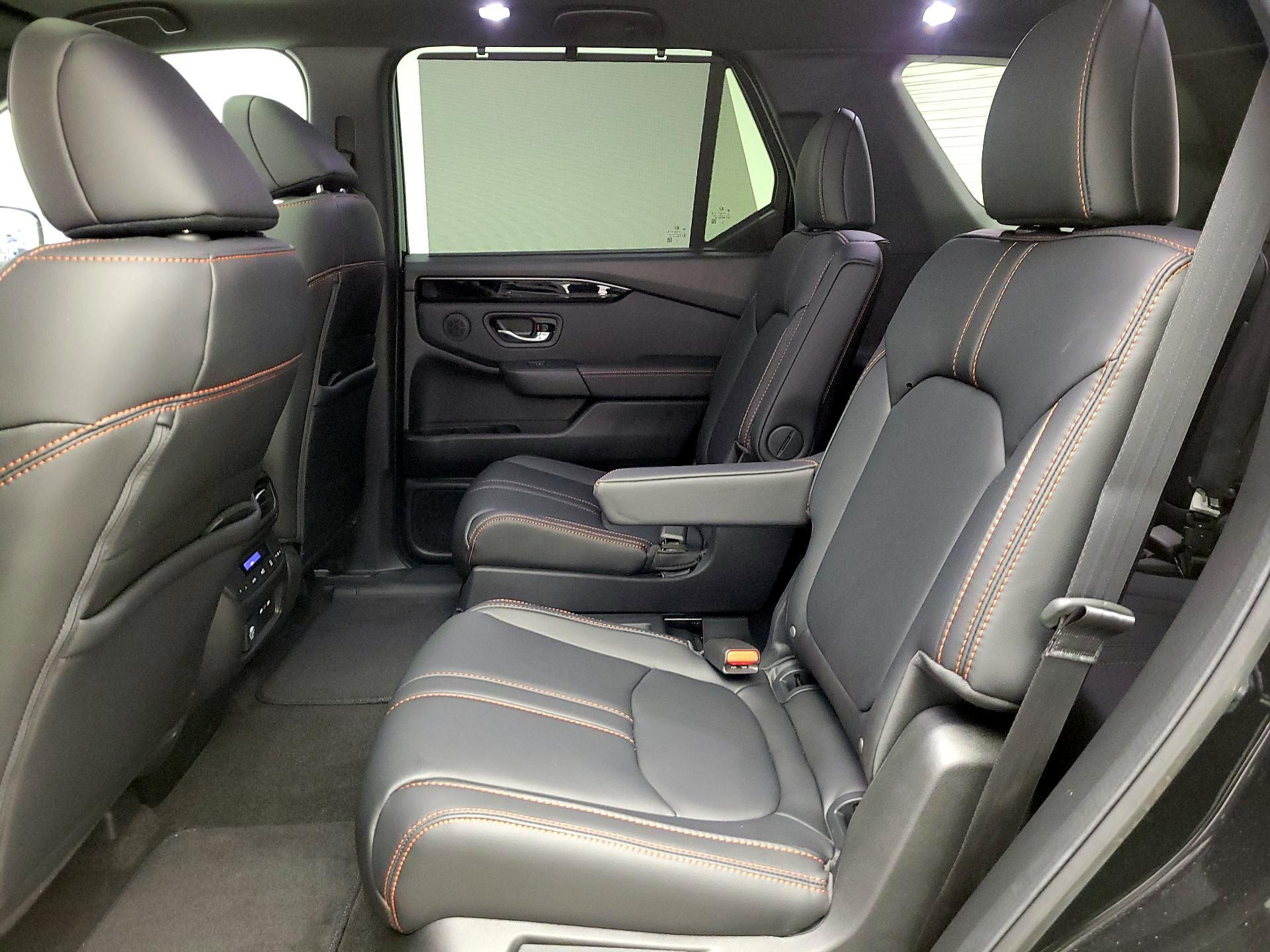 Thumbnail: 2025 Honda Pilot - 20