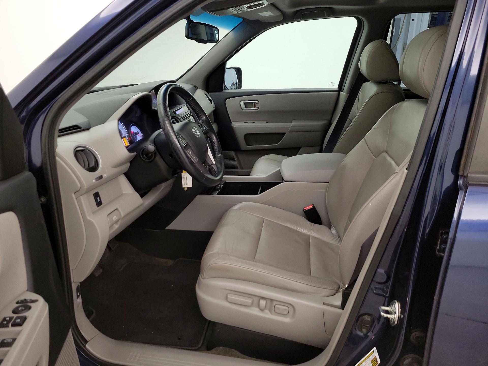 Thumbnail: 2015 Honda Pilot - 11