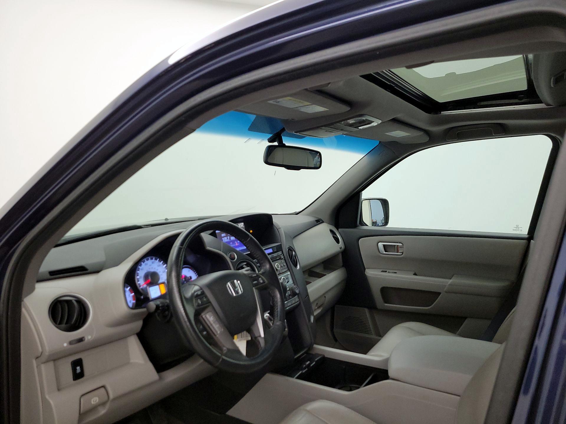 Thumbnail: 2015 Honda Pilot - 18