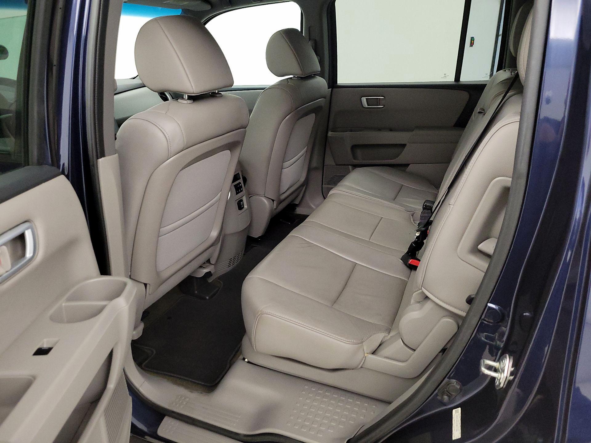 Thumbnail: 2015 Honda Pilot - 19