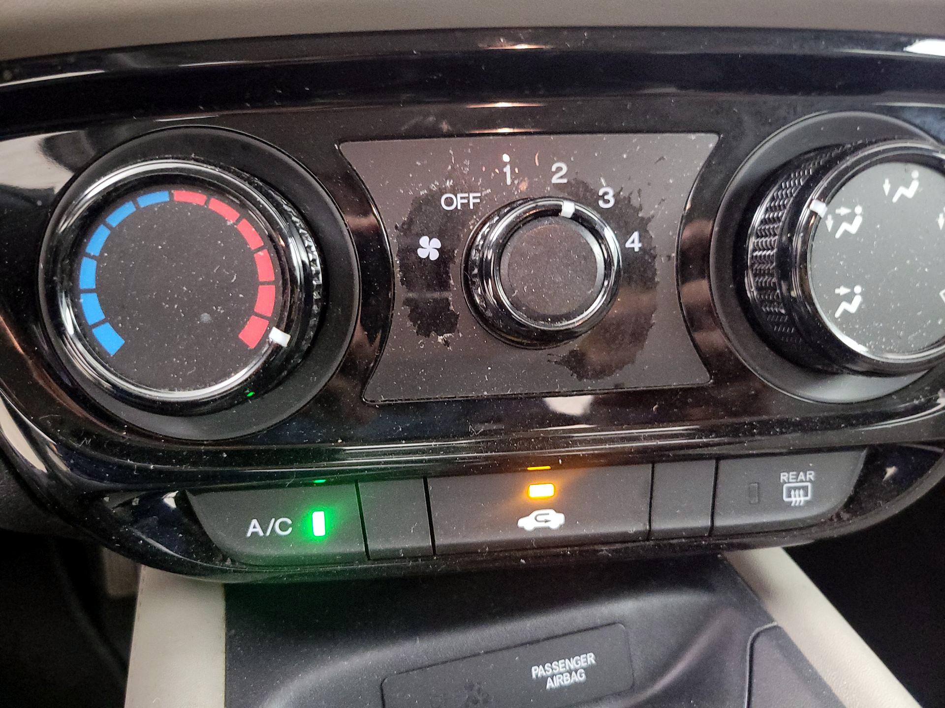 Thumbnail: 2019 Honda HR-V - 15