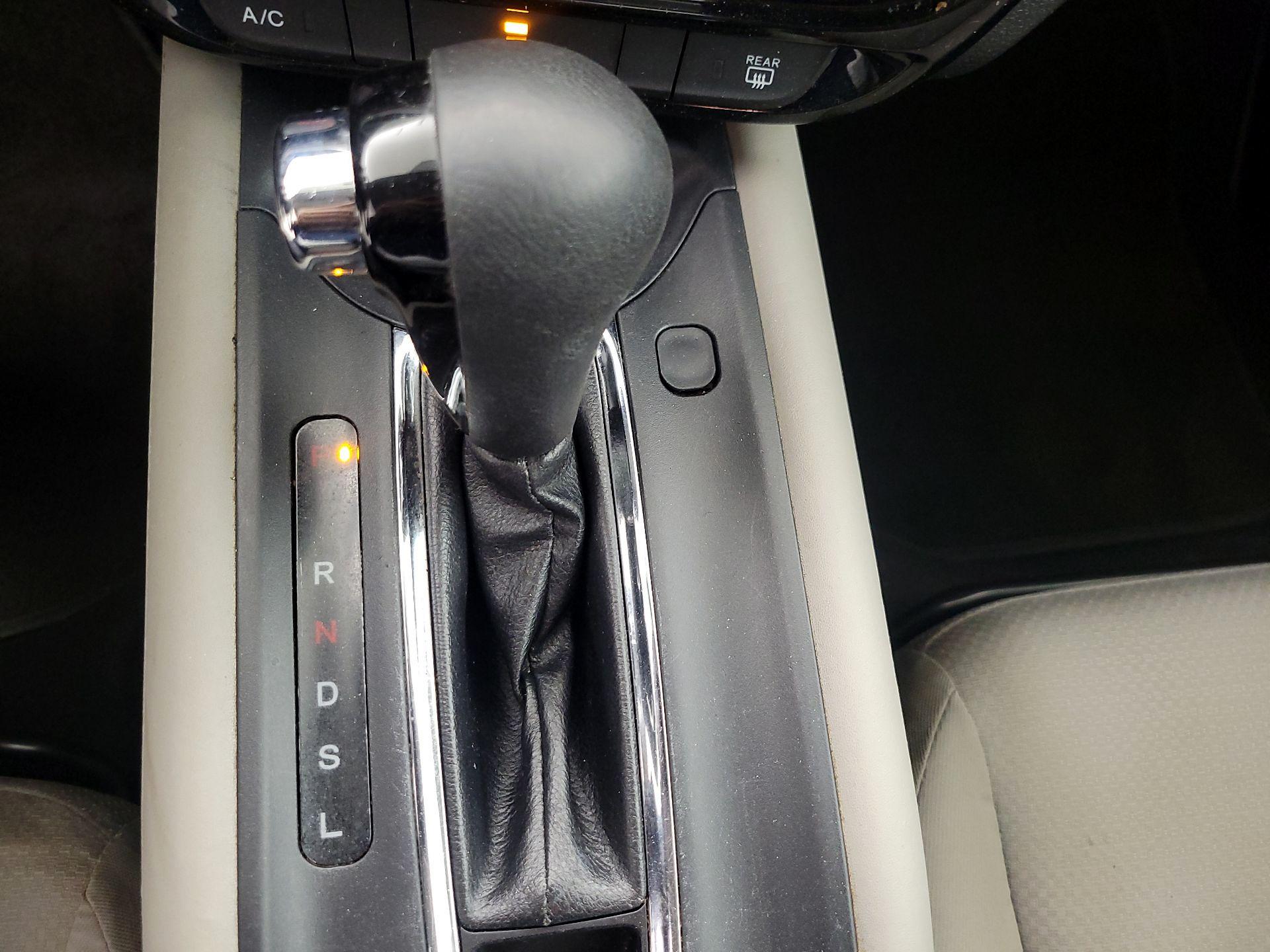 Thumbnail: 2019 Honda HR-V - 16