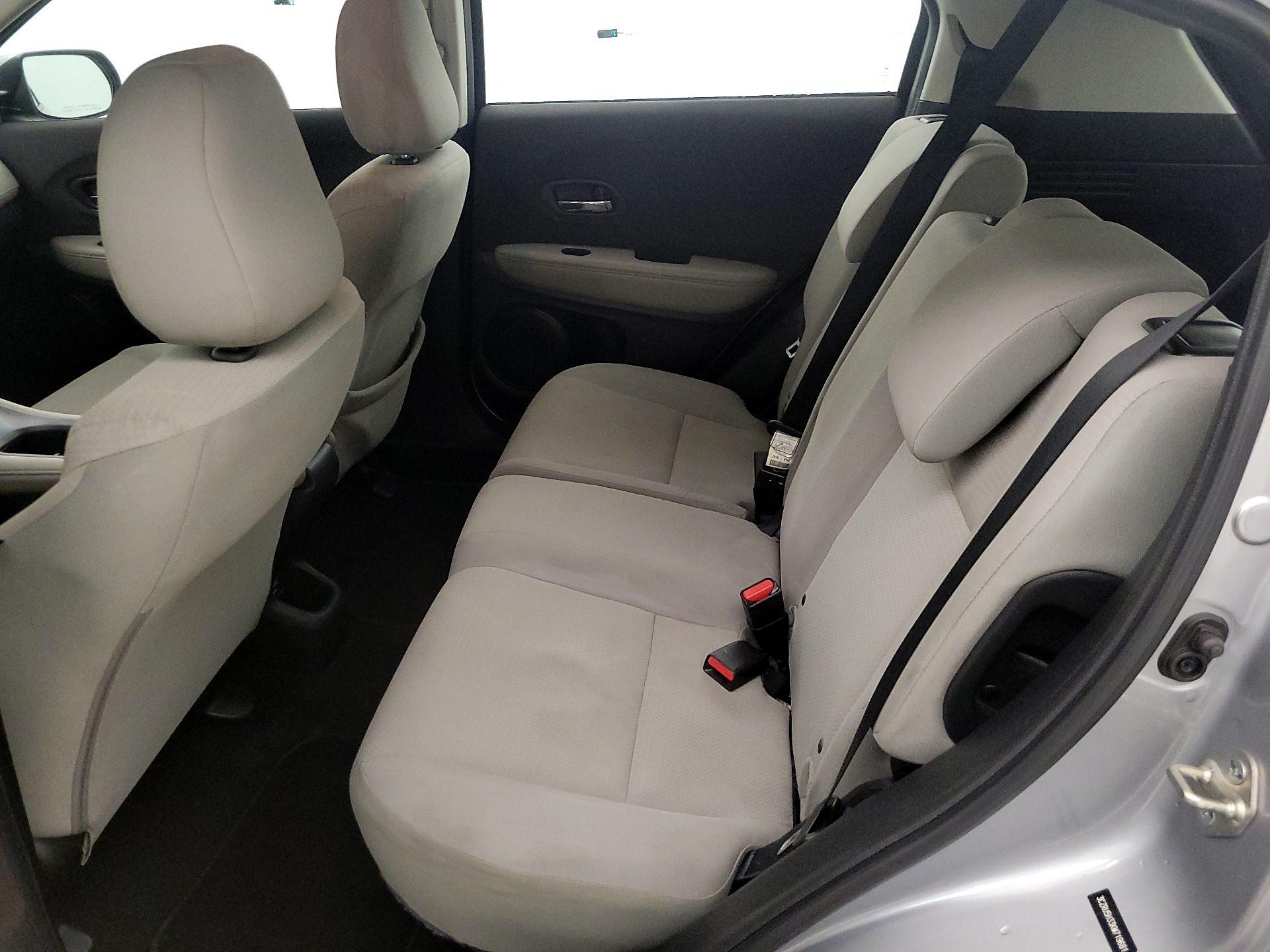 Thumbnail: 2019 Honda HR-V - 17