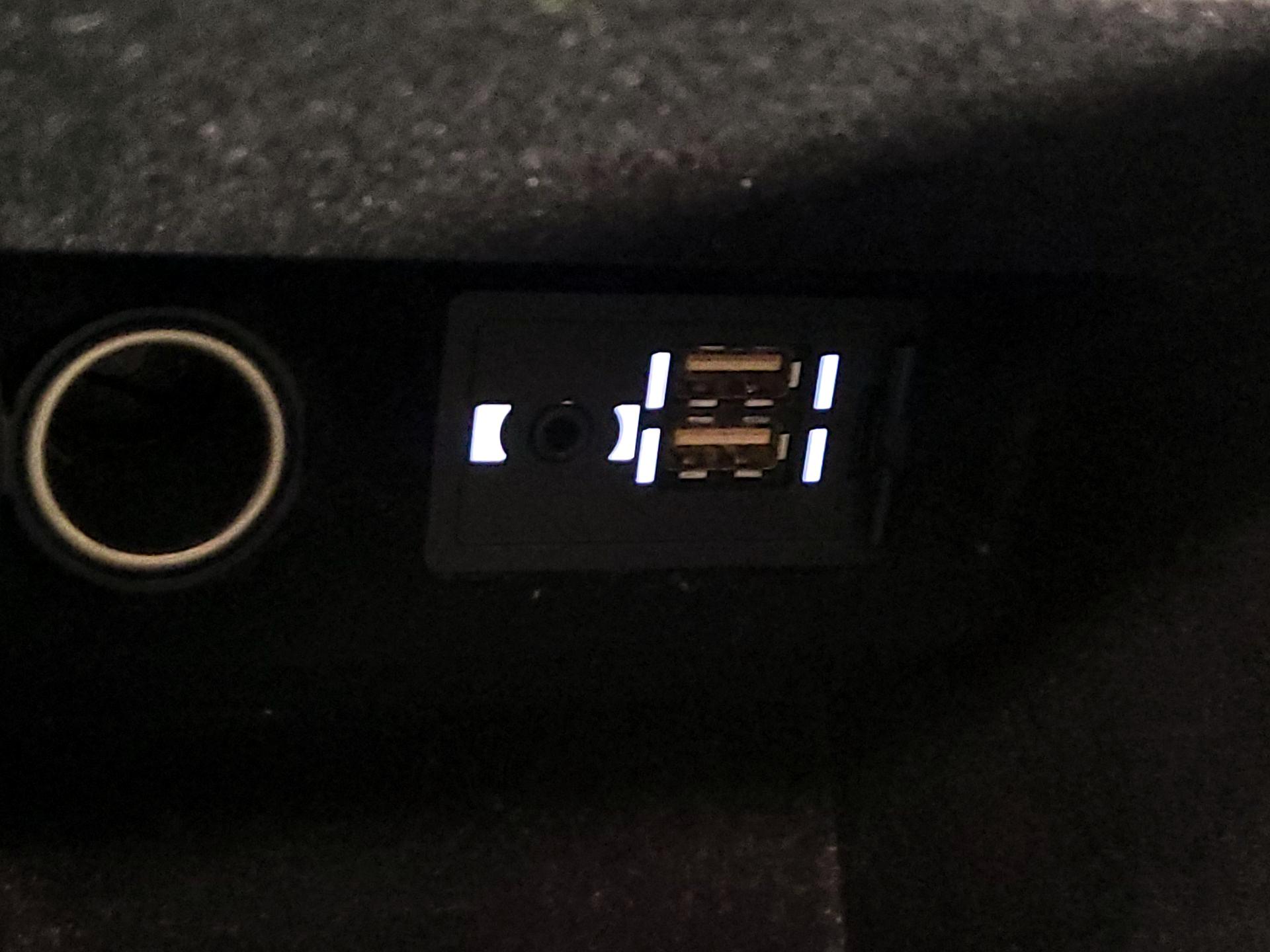 Thumbnail: 2018 Lexus ES - 19