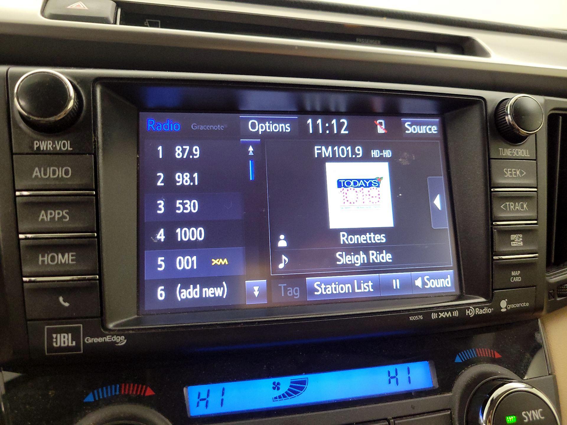 Thumbnail: 2016 Toyota RAV4 - 15