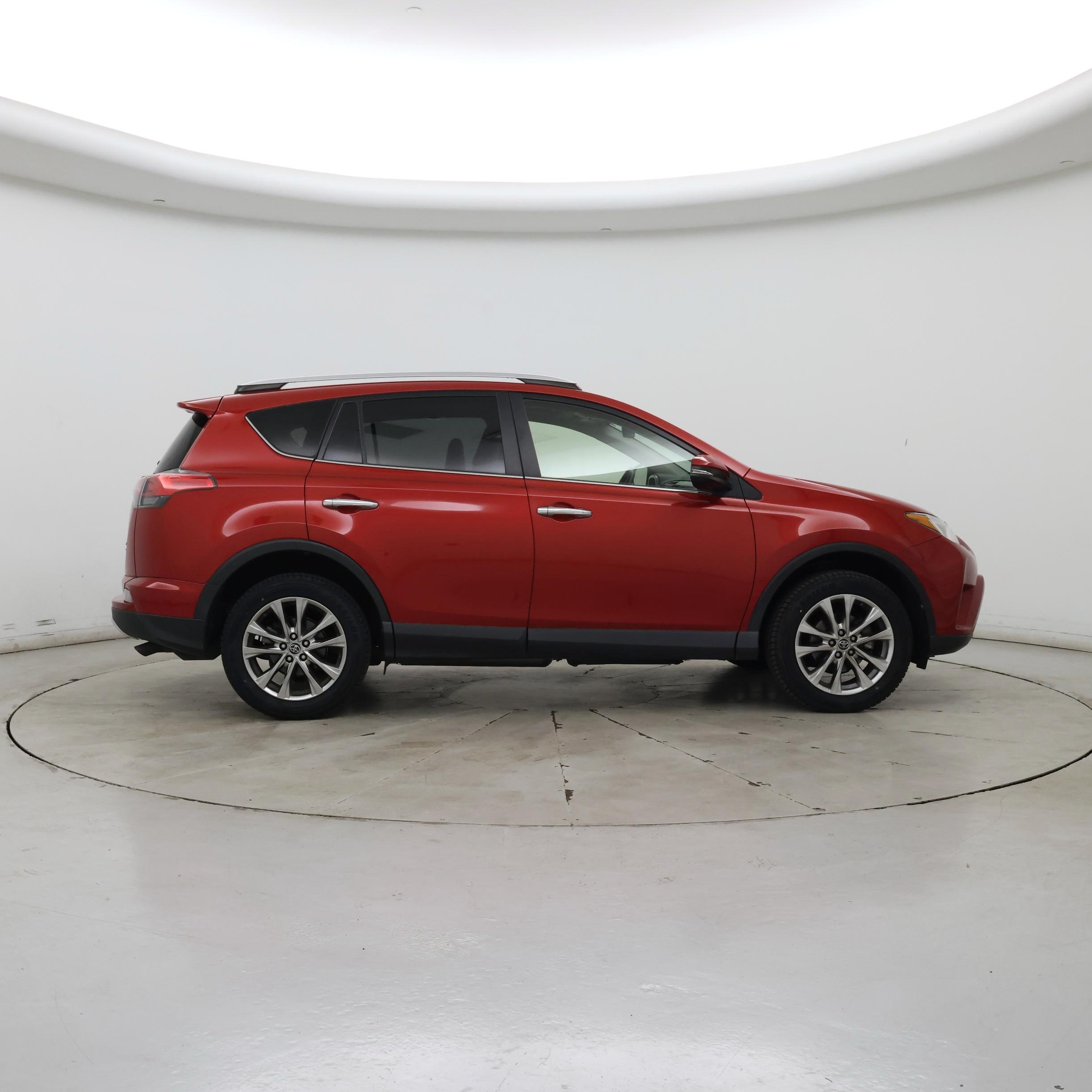 Thumbnail: 2016 Toyota RAV4 - 7