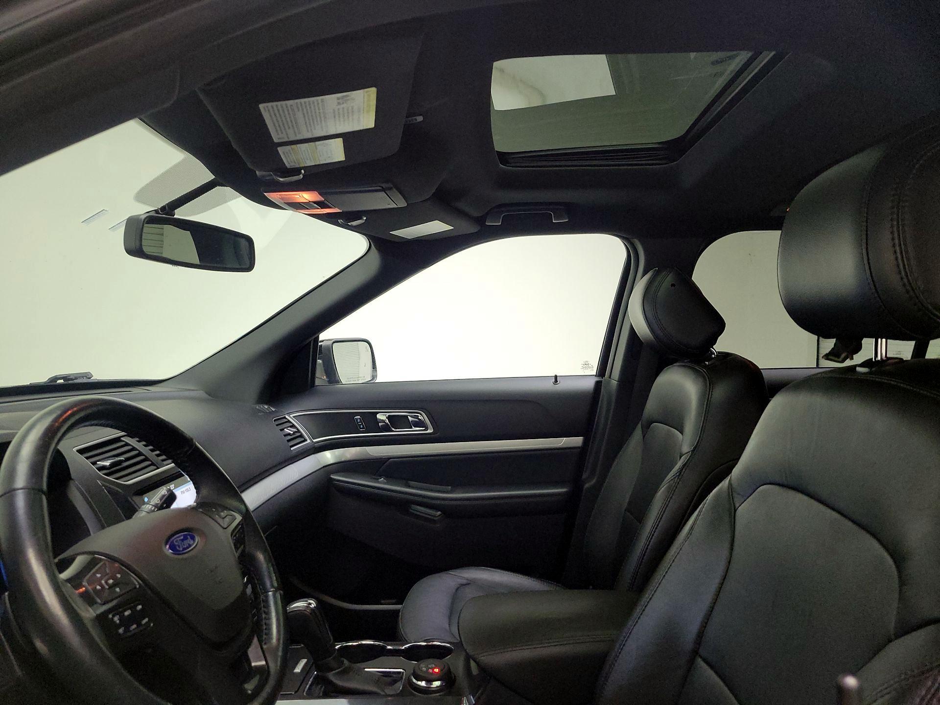 Thumbnail: 2017 Ford Explorer - 20