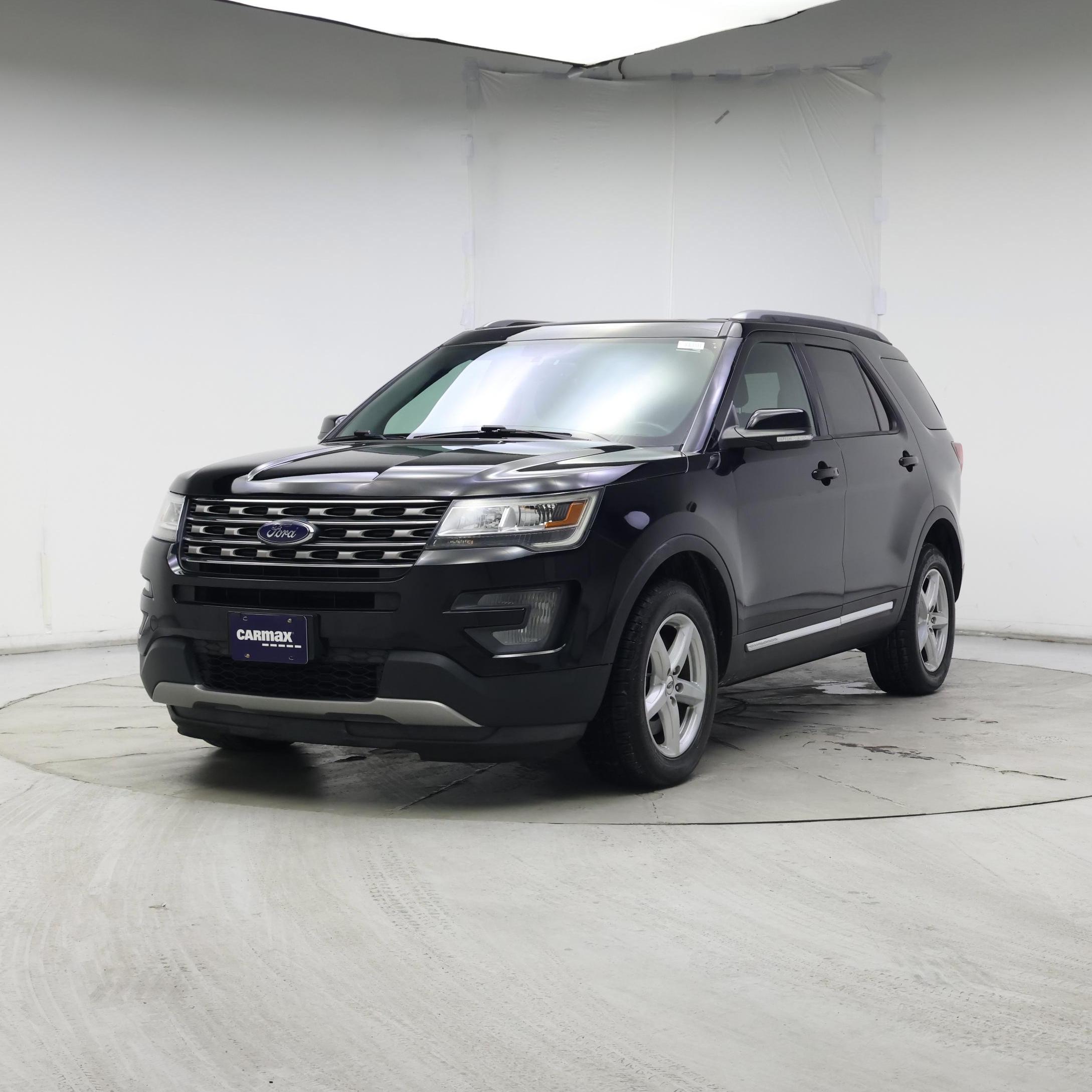Thumbnail: 2017 Ford Explorer - 4