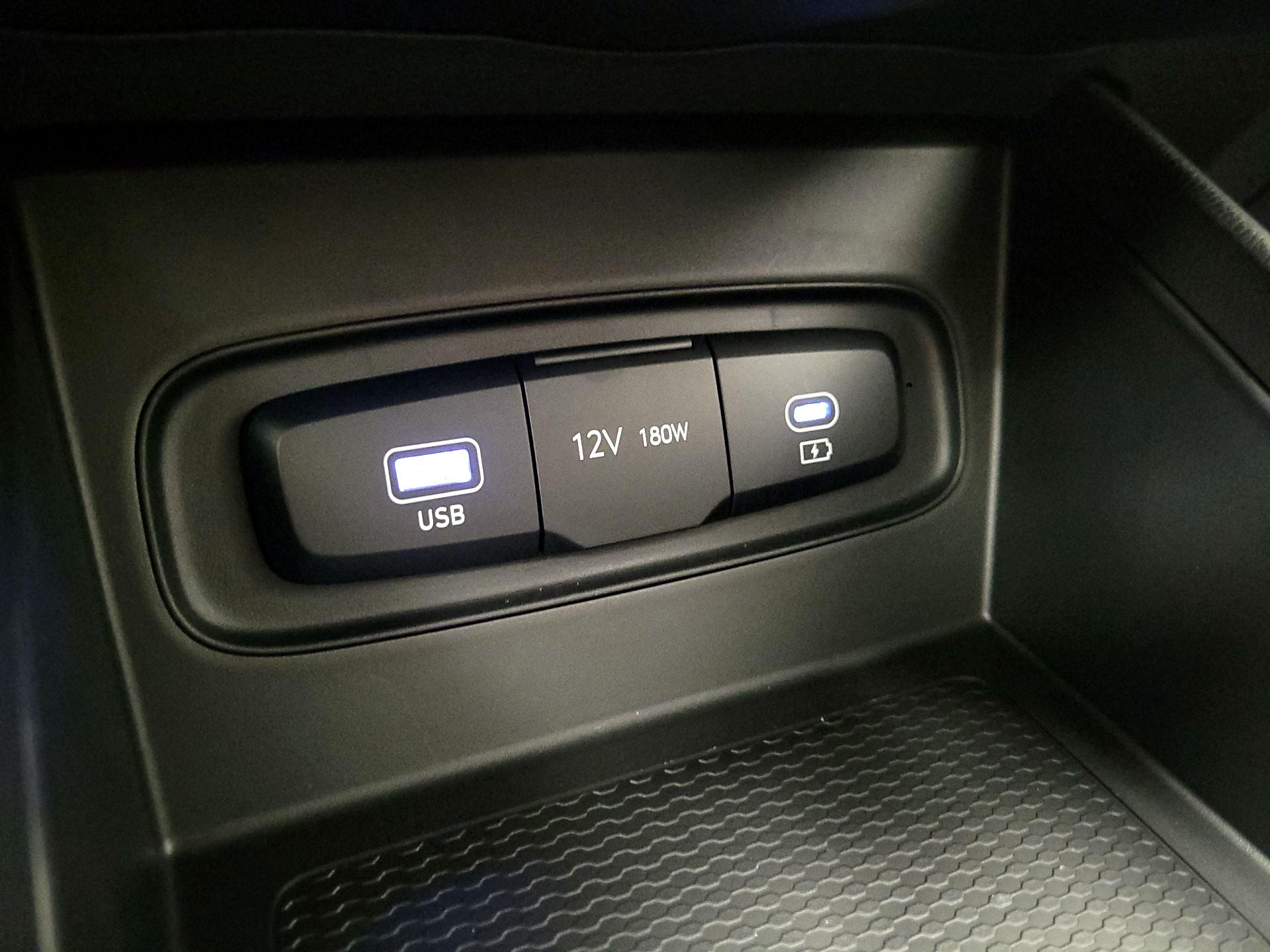 Thumbnail: 2024 Hyundai Venue - 18