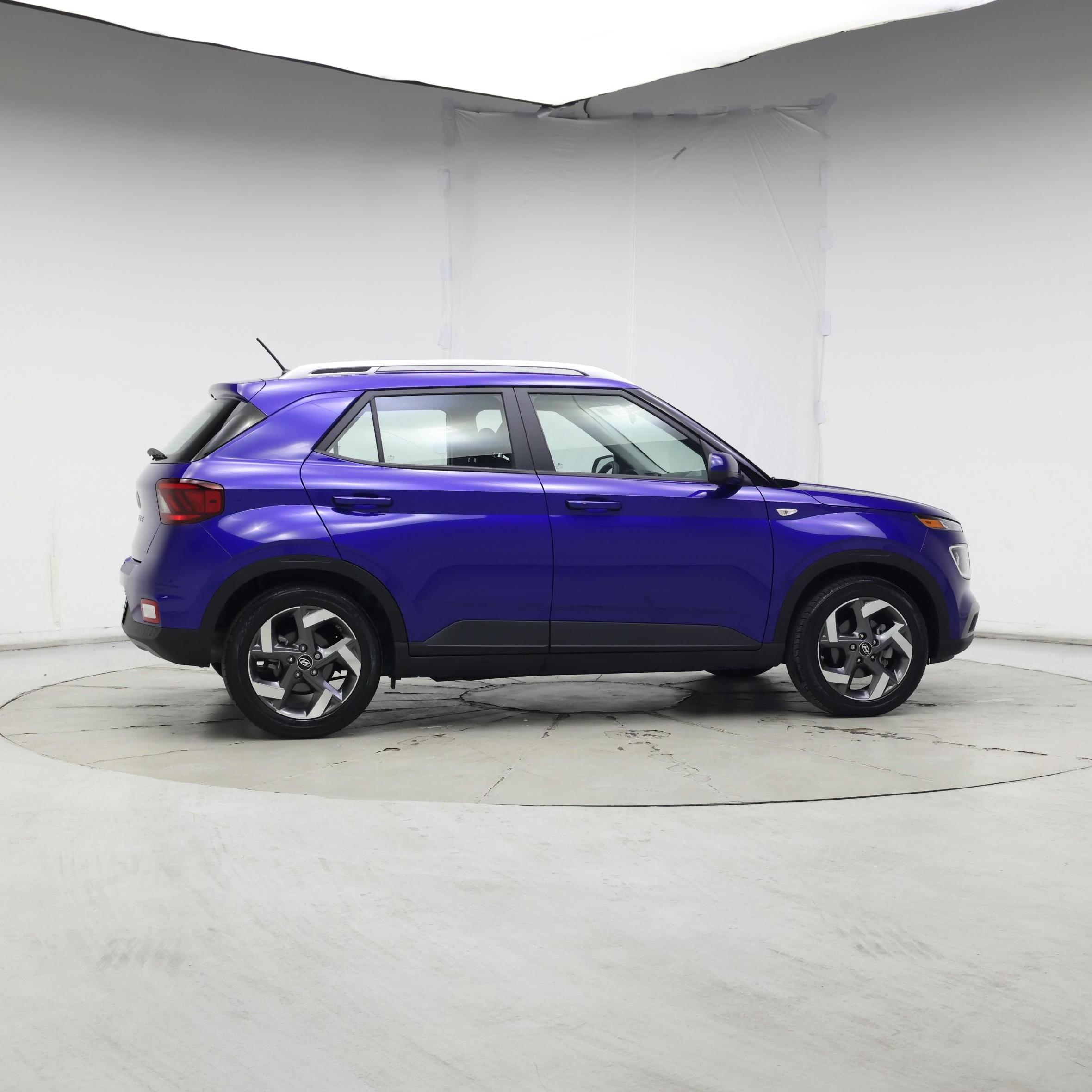 Thumbnail: 2024 Hyundai Venue - 7