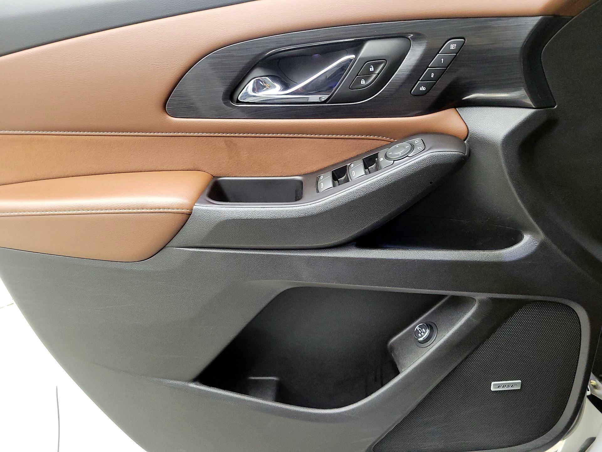 Thumbnail: 2019 Chevrolet Traverse - 12