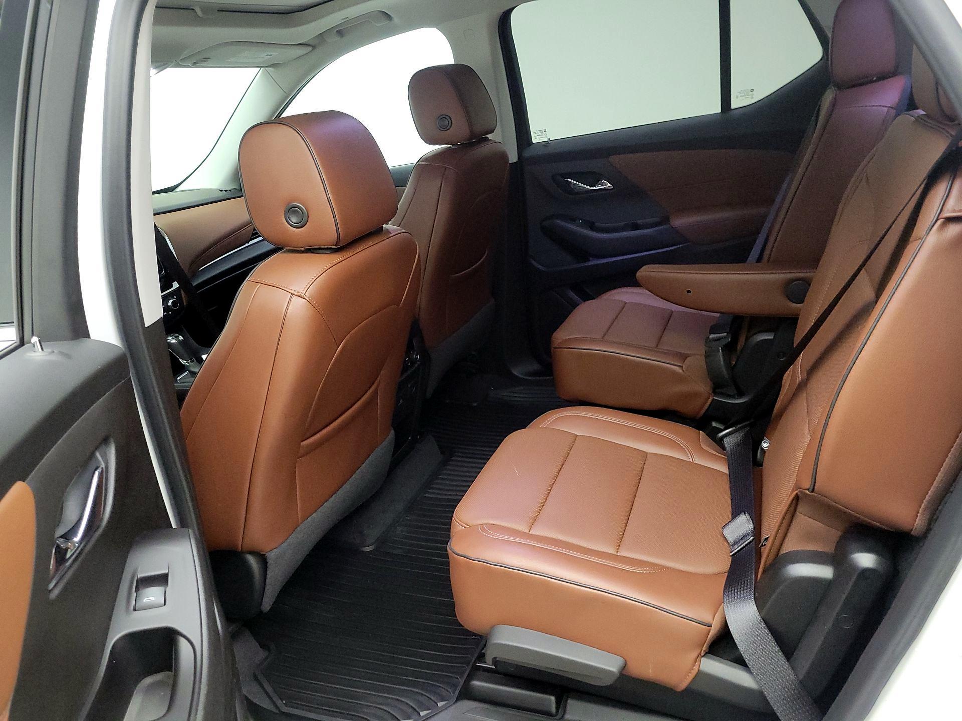 Thumbnail: 2019 Chevrolet Traverse - 19