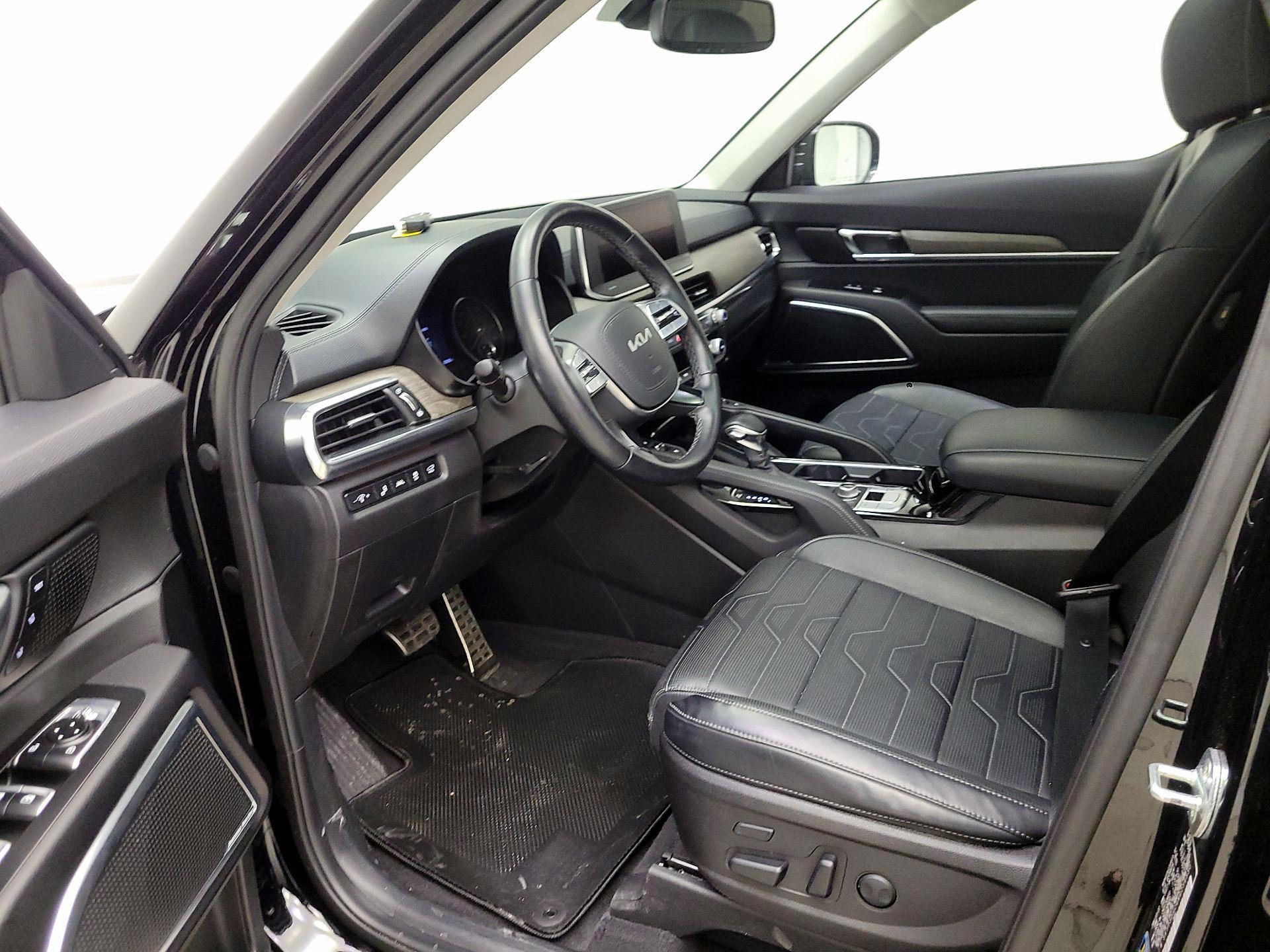 Thumbnail: 2022 Kia Telluride - 11